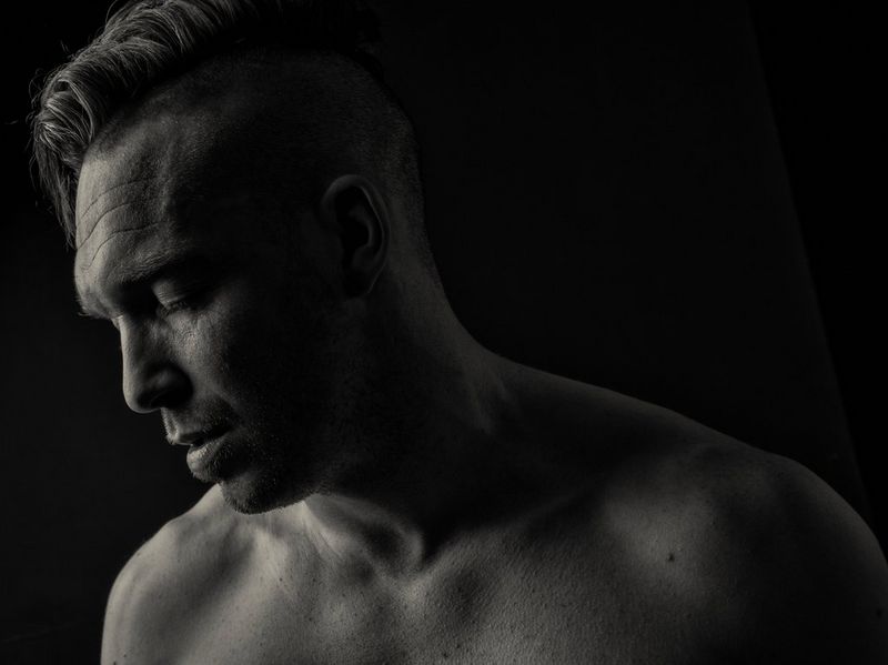 Photographing wrestlers with L-series lenses