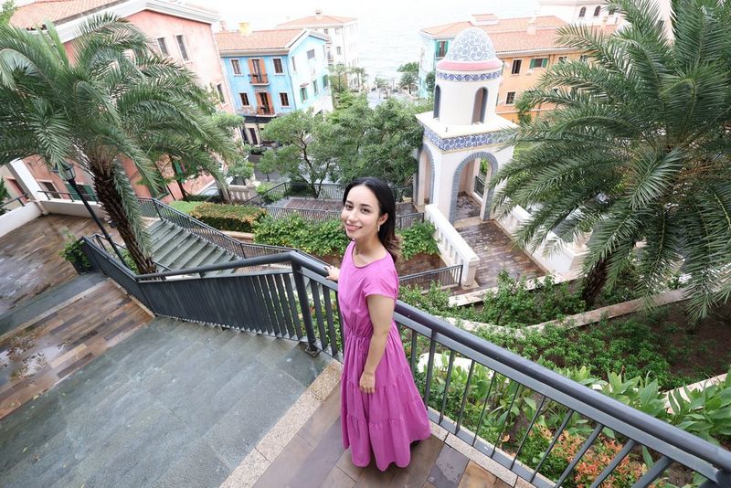 Shoot great movies, let the lens do the work