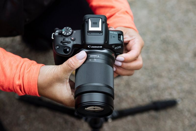 Canon RF-S 55-210mm F5-7.1 IS STM Lens - Canon Central and