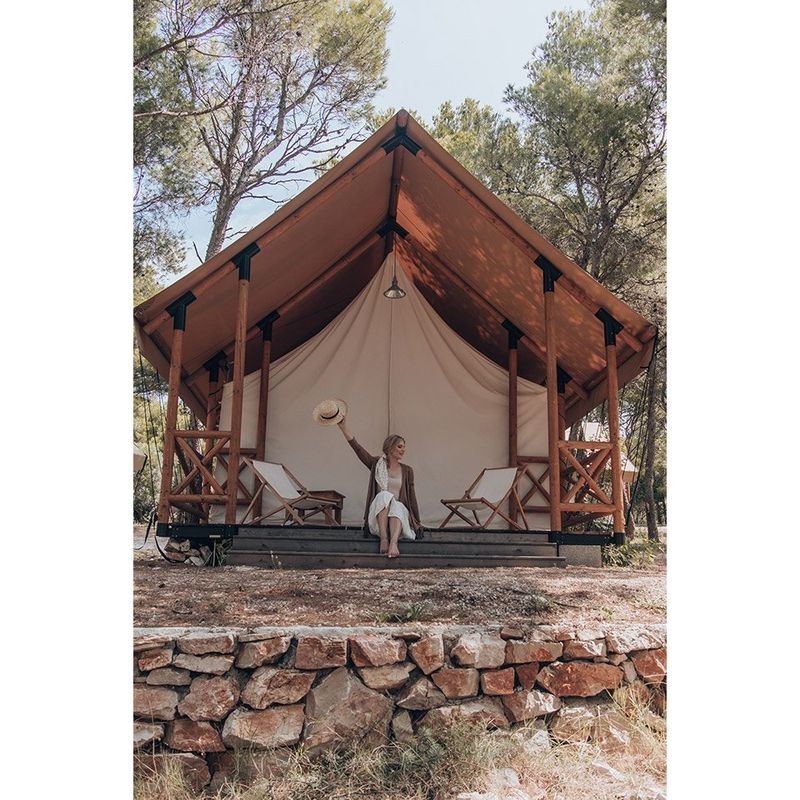 Ajda Sitar - Prvič na glampingu