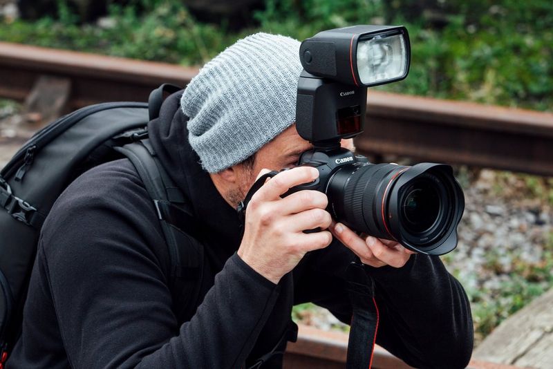 THE NEW CANON SPEEDLITE EL-1 (Ver.2)