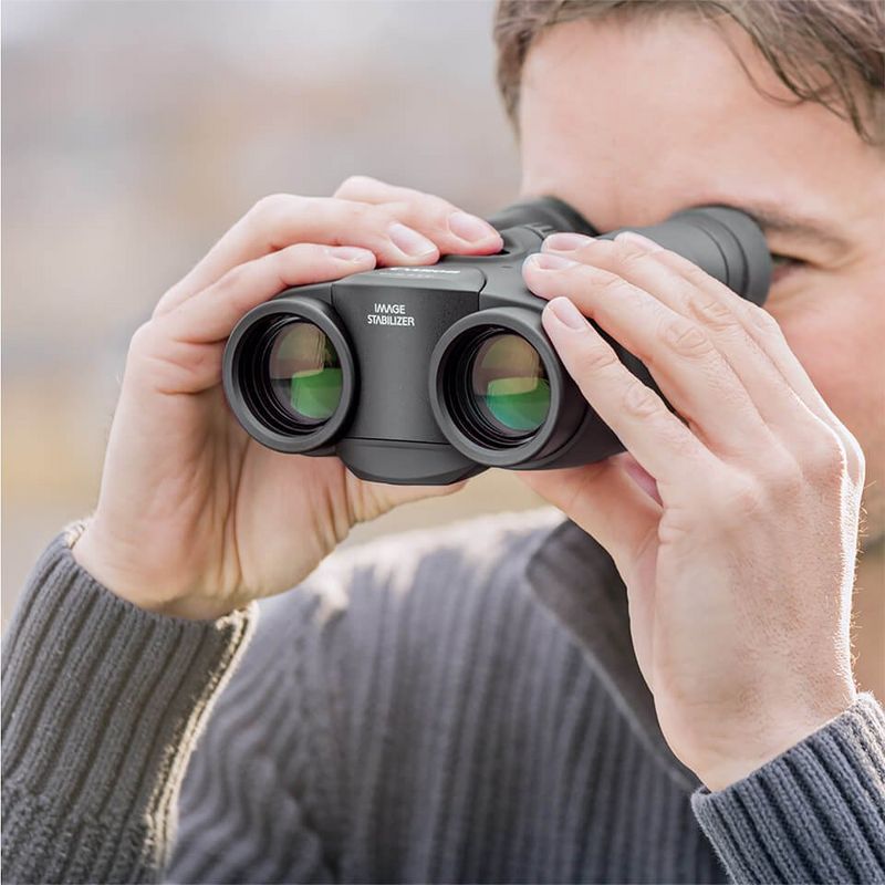 Stable views at high magnification