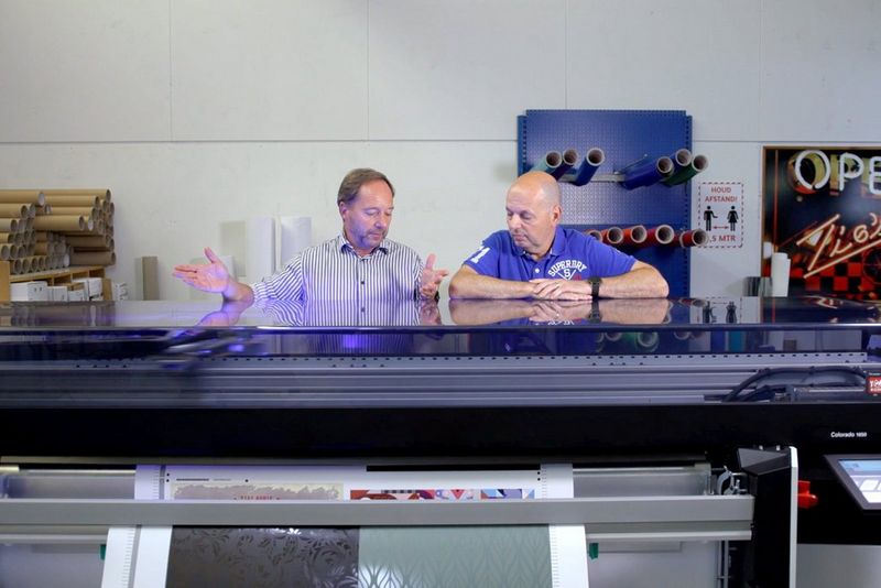 Offering added-value applications with regular UVgel inks and printheads