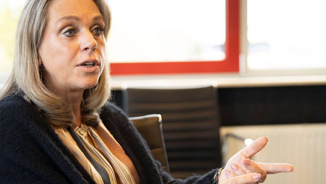 Nathalie Poelhekken, Directeur, Drukkerij te Sligte-Olijdam
