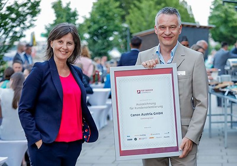 Ausgezeichnetes Service