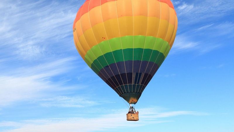 IHRE REISE STARTET JETZT