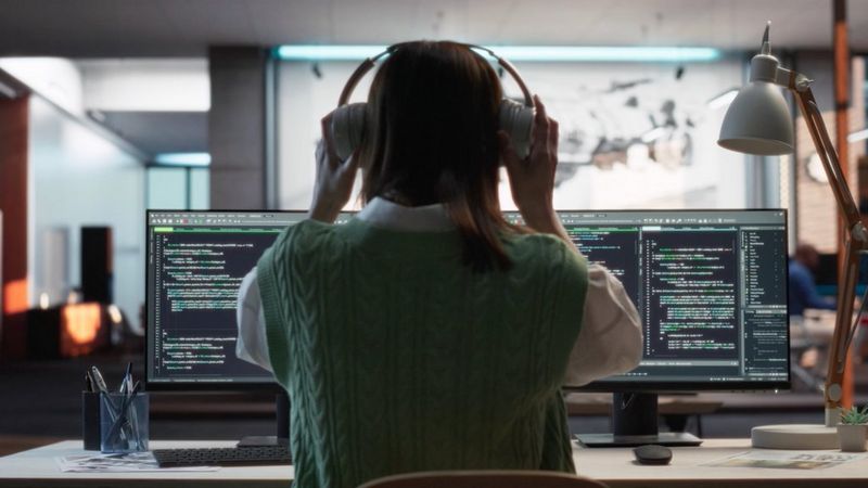 Canon Total Hardware_Video