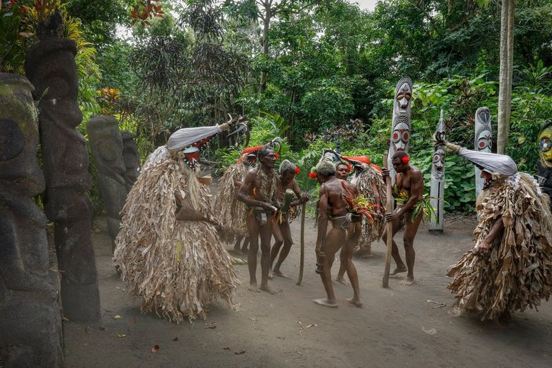 Triabal scene taken with EOS 5D Mark IV