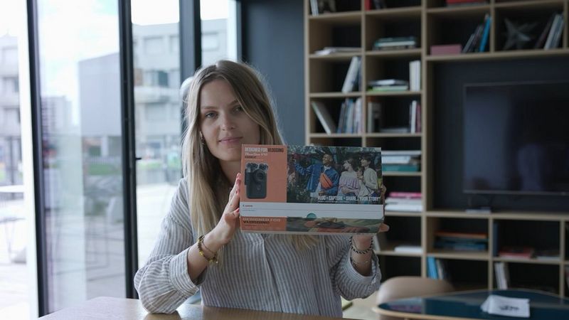 Ouverture de la boite PowerShot V10