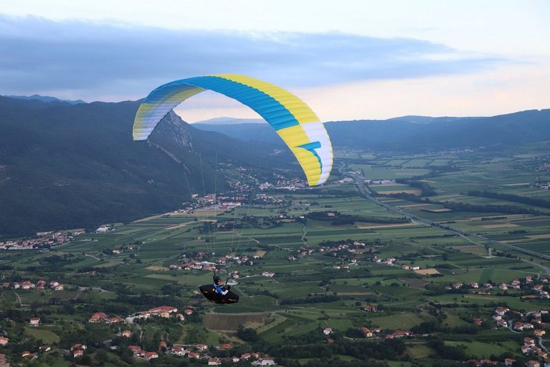 Urša Drofenik - Prvič z jadralnim padalom (tandem)
