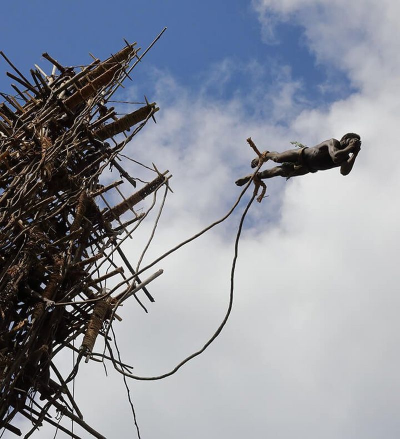 Vanuatu tribesman jumping caught with EOS 5D Mark IV