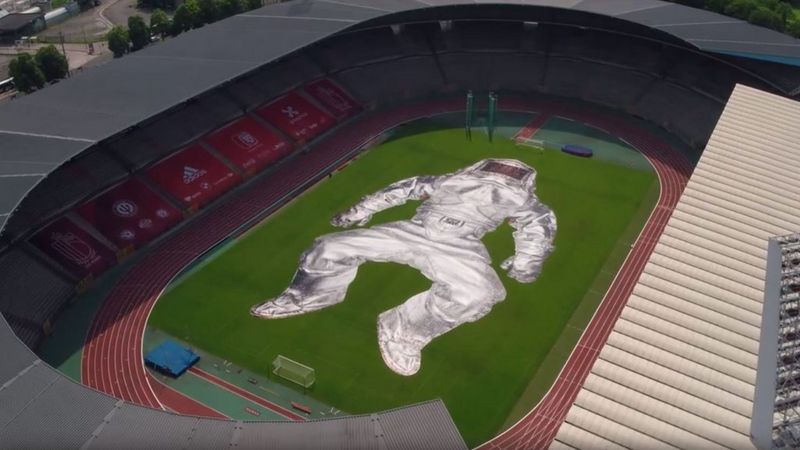 PROJECT CLOSER & WIM TELLIER & CANON