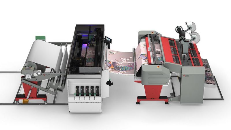Canons Colorado M-serie presenteras med olika konfigurationer i montern, både som en fristående press och som en UVgel Factory-konfiguration