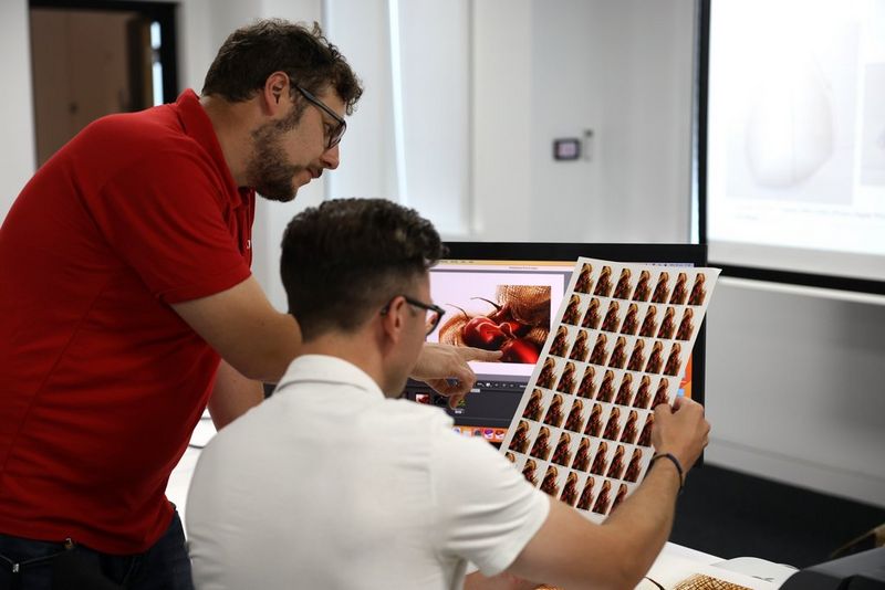 Capture to Print: Street Photography with Canon Experts