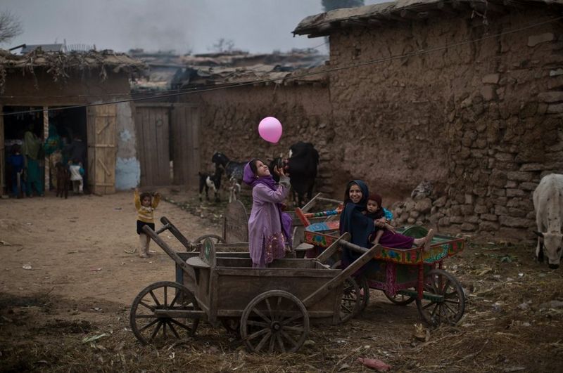 ‘A Smile in the Rubble’ by Muhammed Muheisen