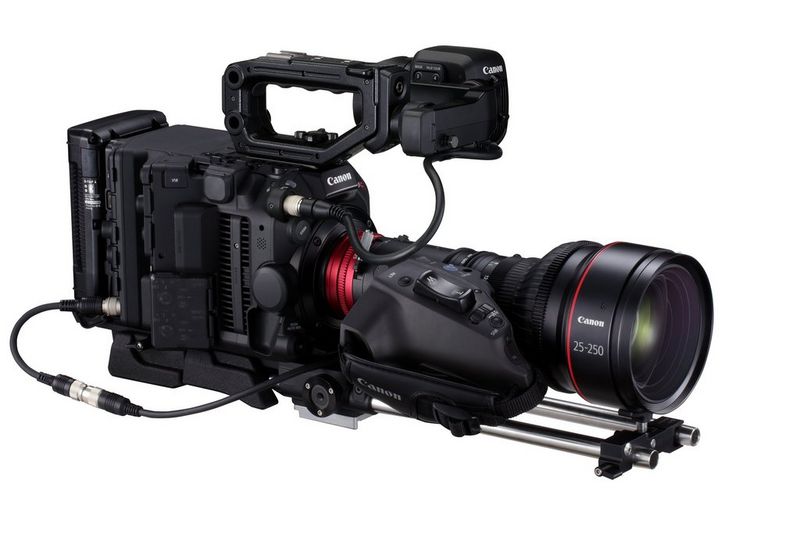 Een Canon-videocamera met daarop een Canon CN10X25 IAS S Cine Servo-objectief.