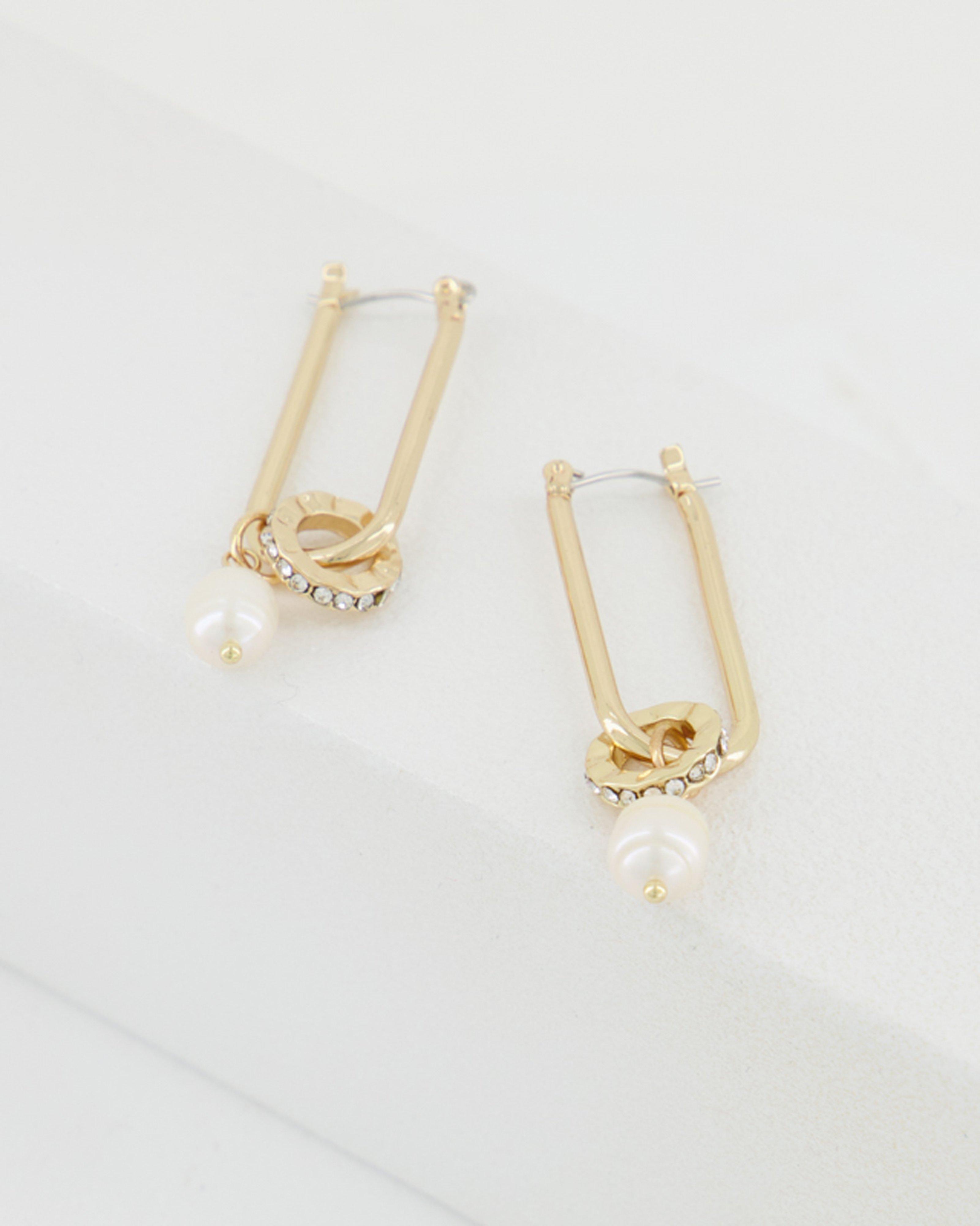 Oval Link and Pearl Earrings -  milk