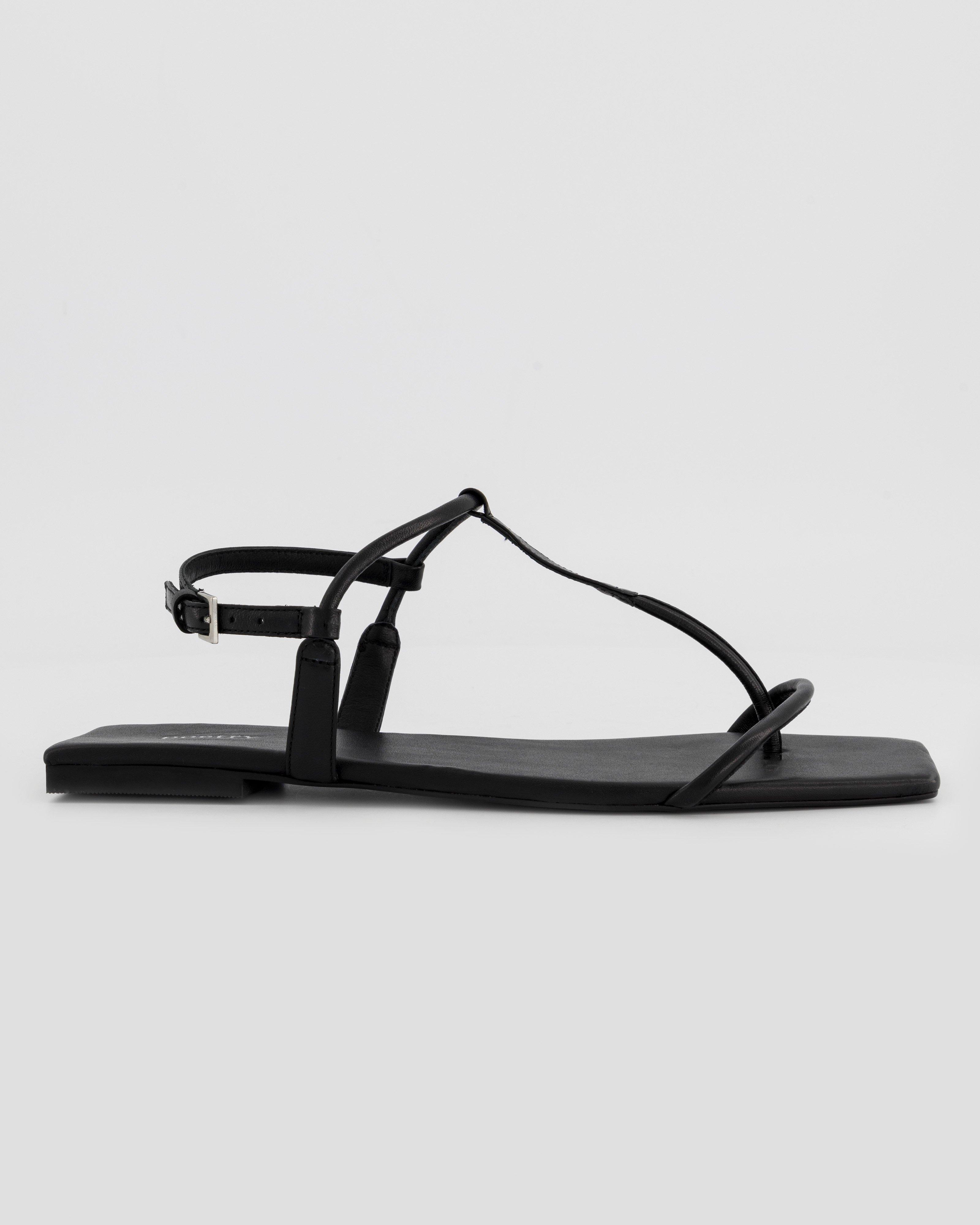 Betsy Sandal -  black