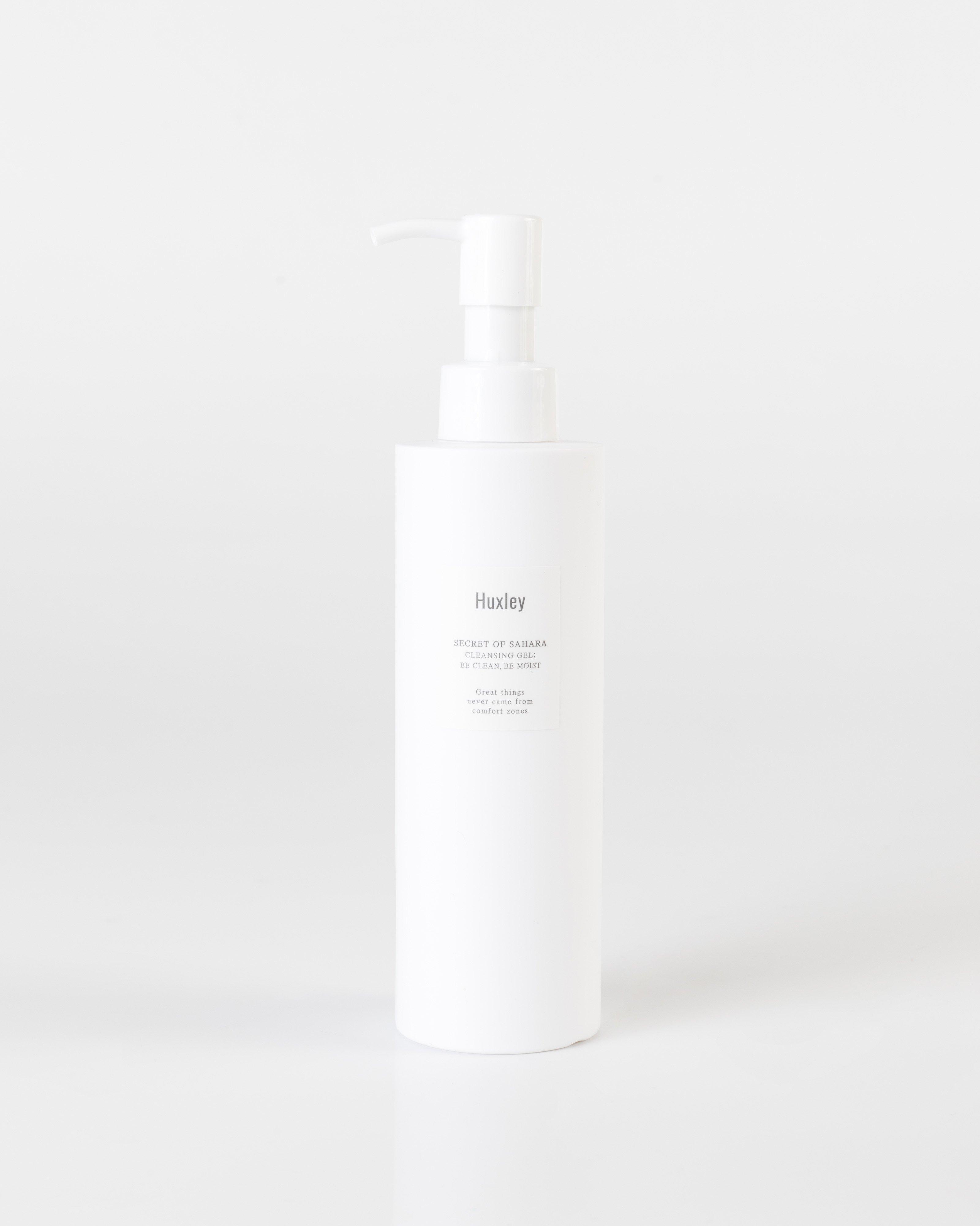 Huxley Cleansing Gel -  white