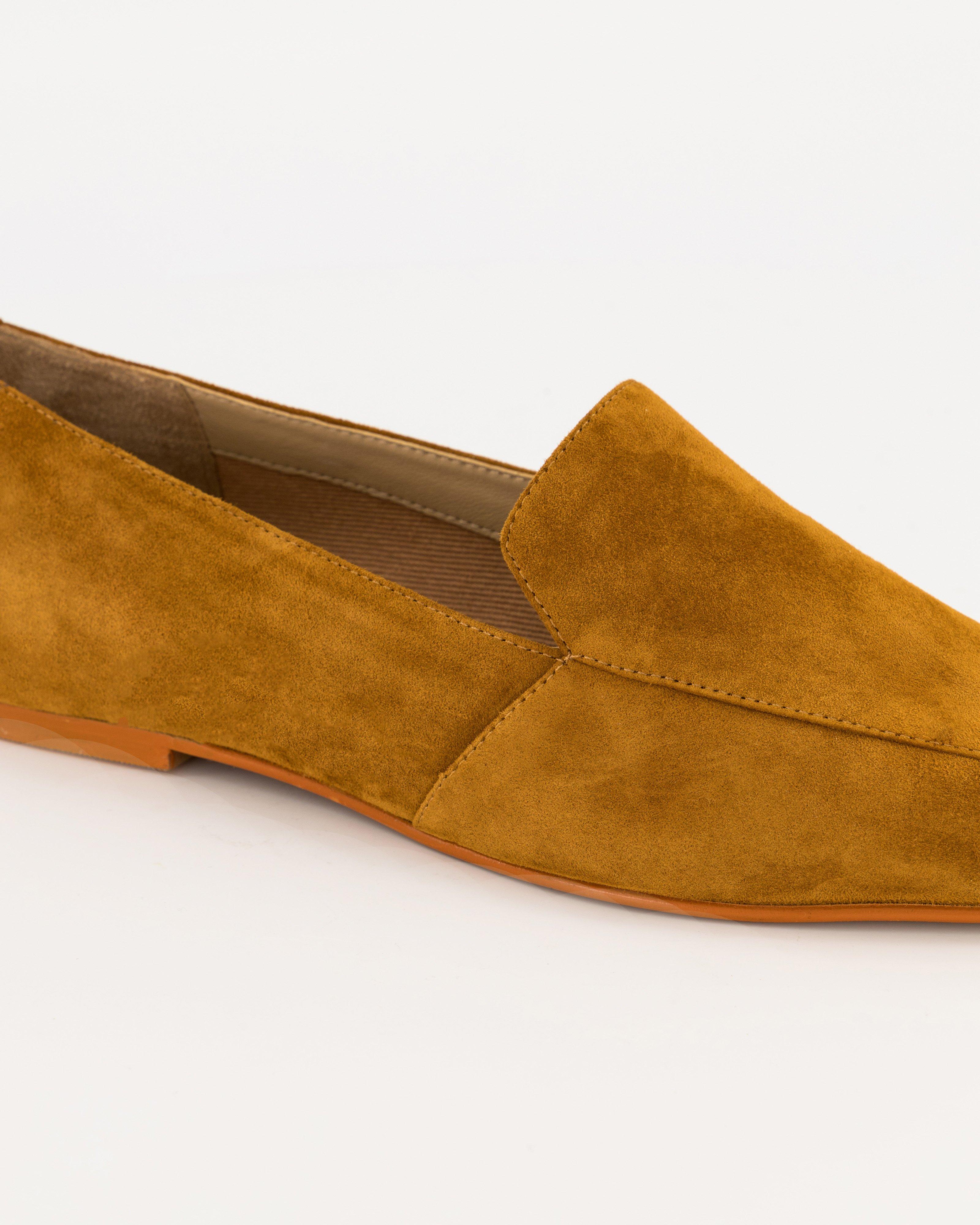 Vicky Suede Loafer -  tan