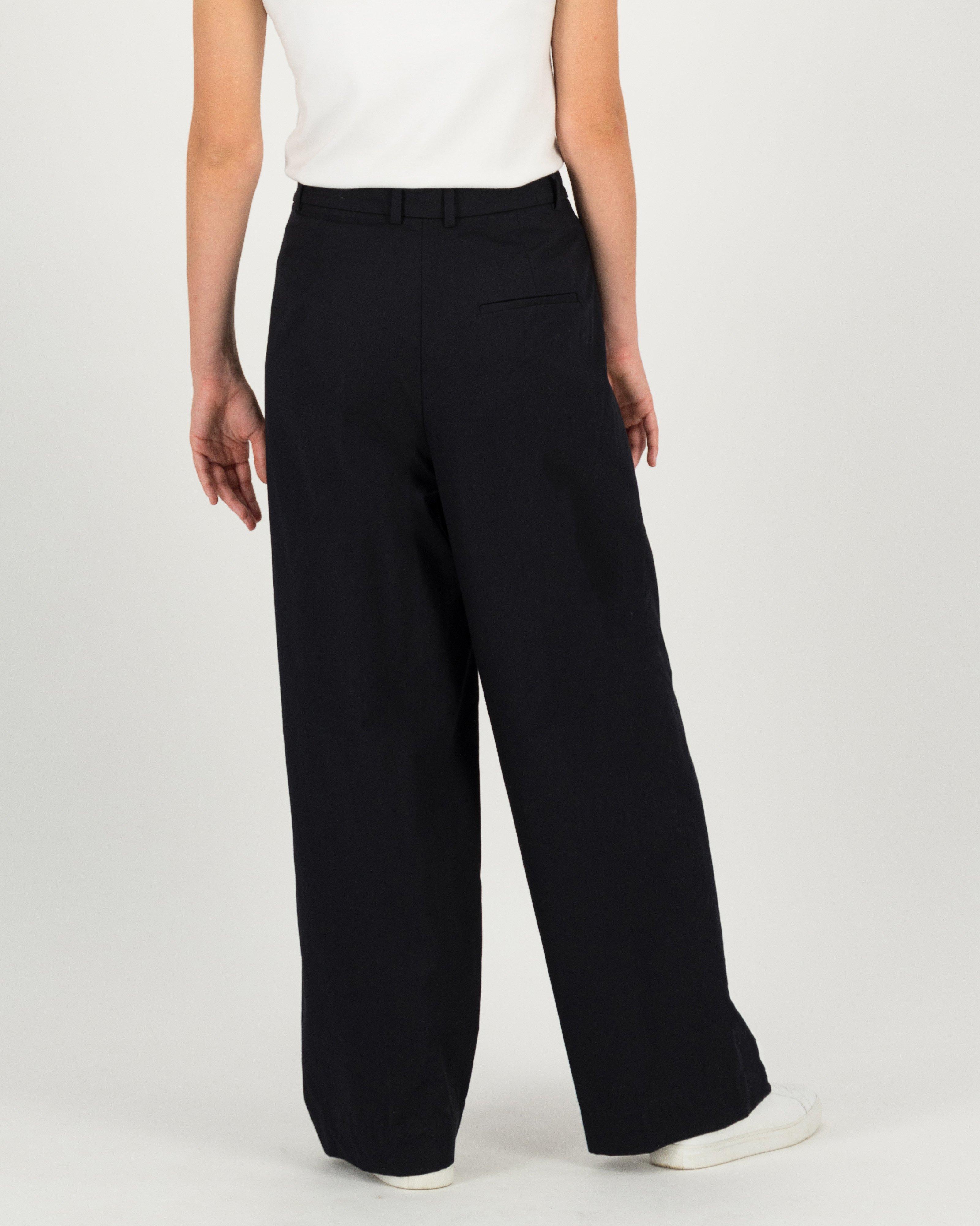 Poetry Rylen Relaxed Pant -  black