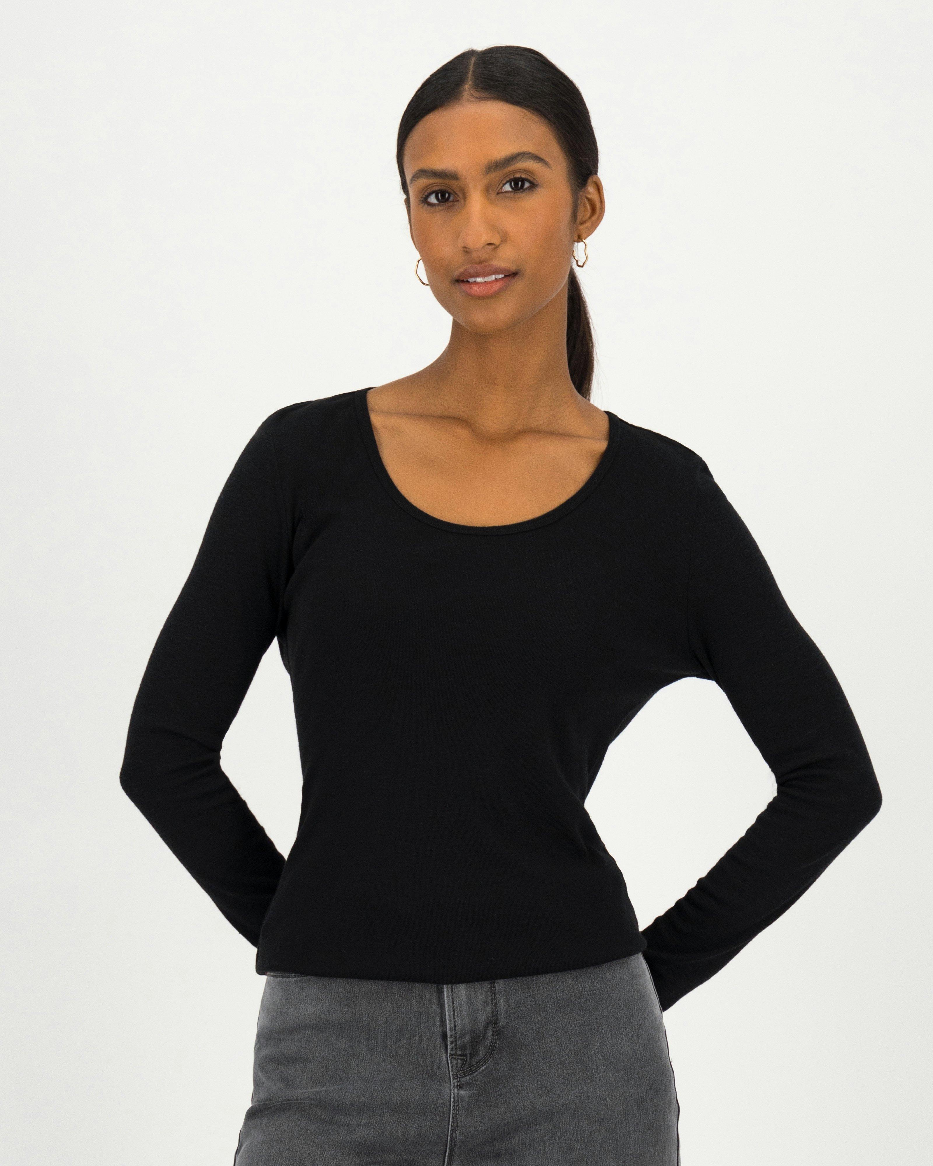 Sofia Basic T-Shirt -  black