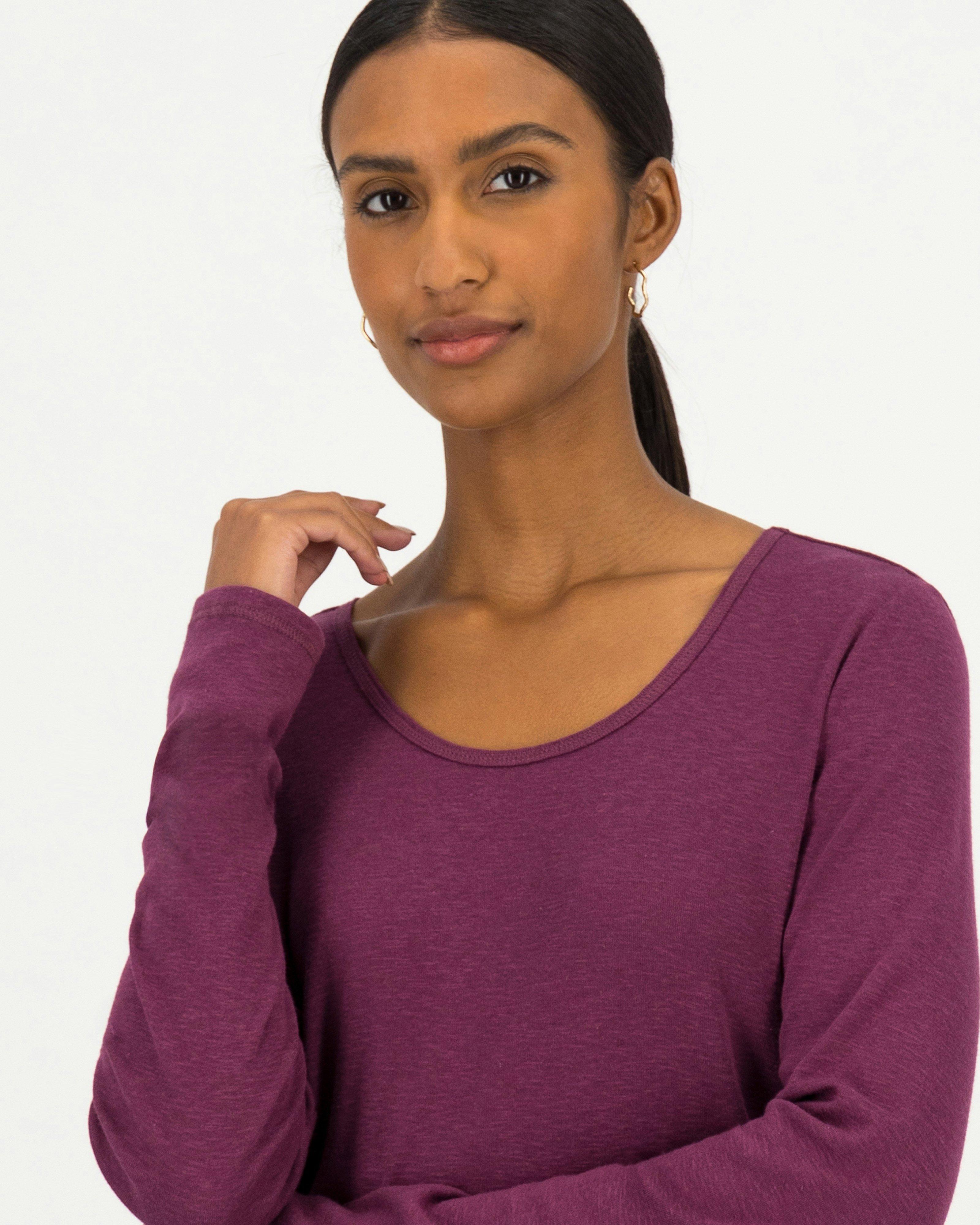 Sofia Basic T-Shirt -  plum