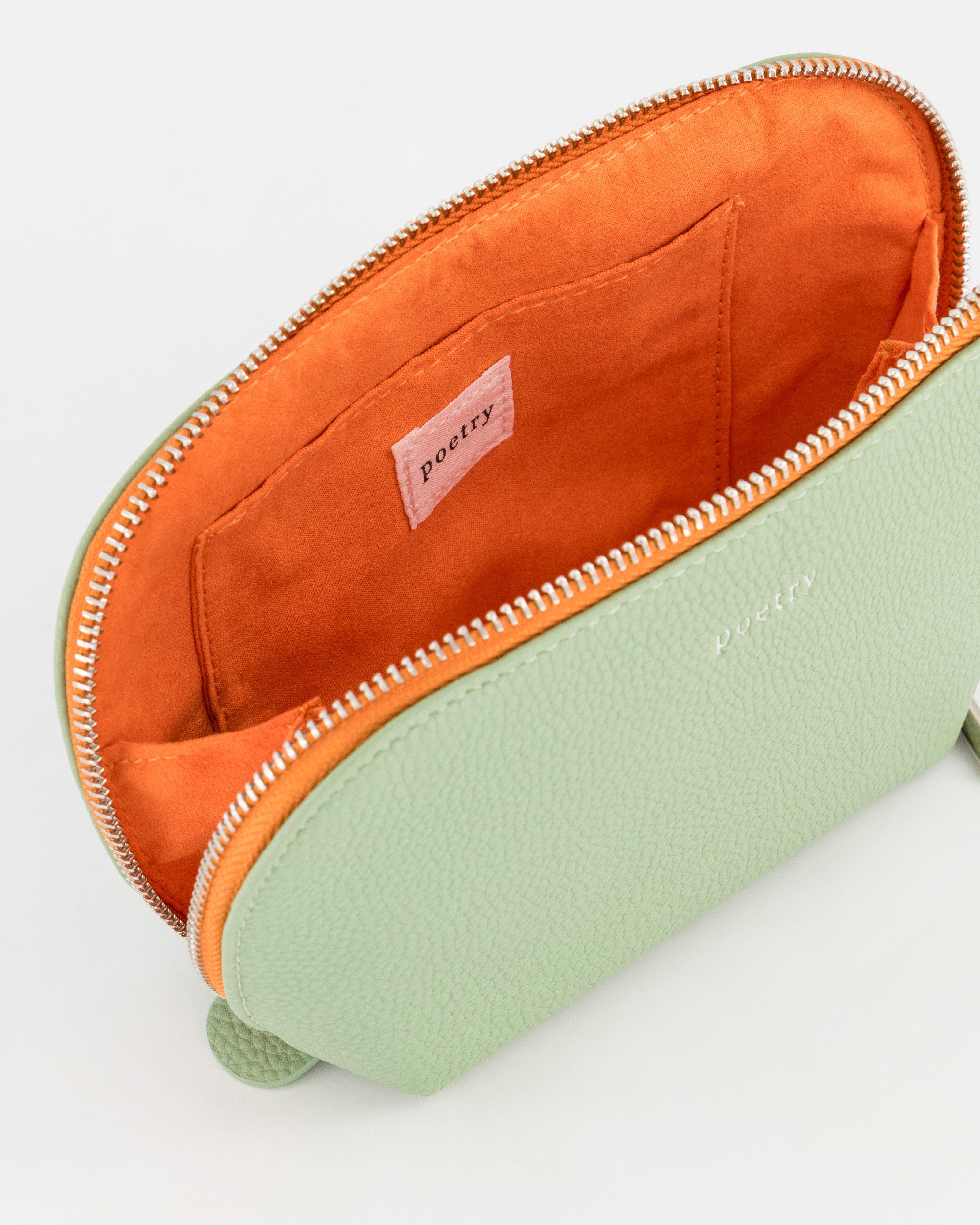 Ana Travel Pouch Medium -  lightgreen