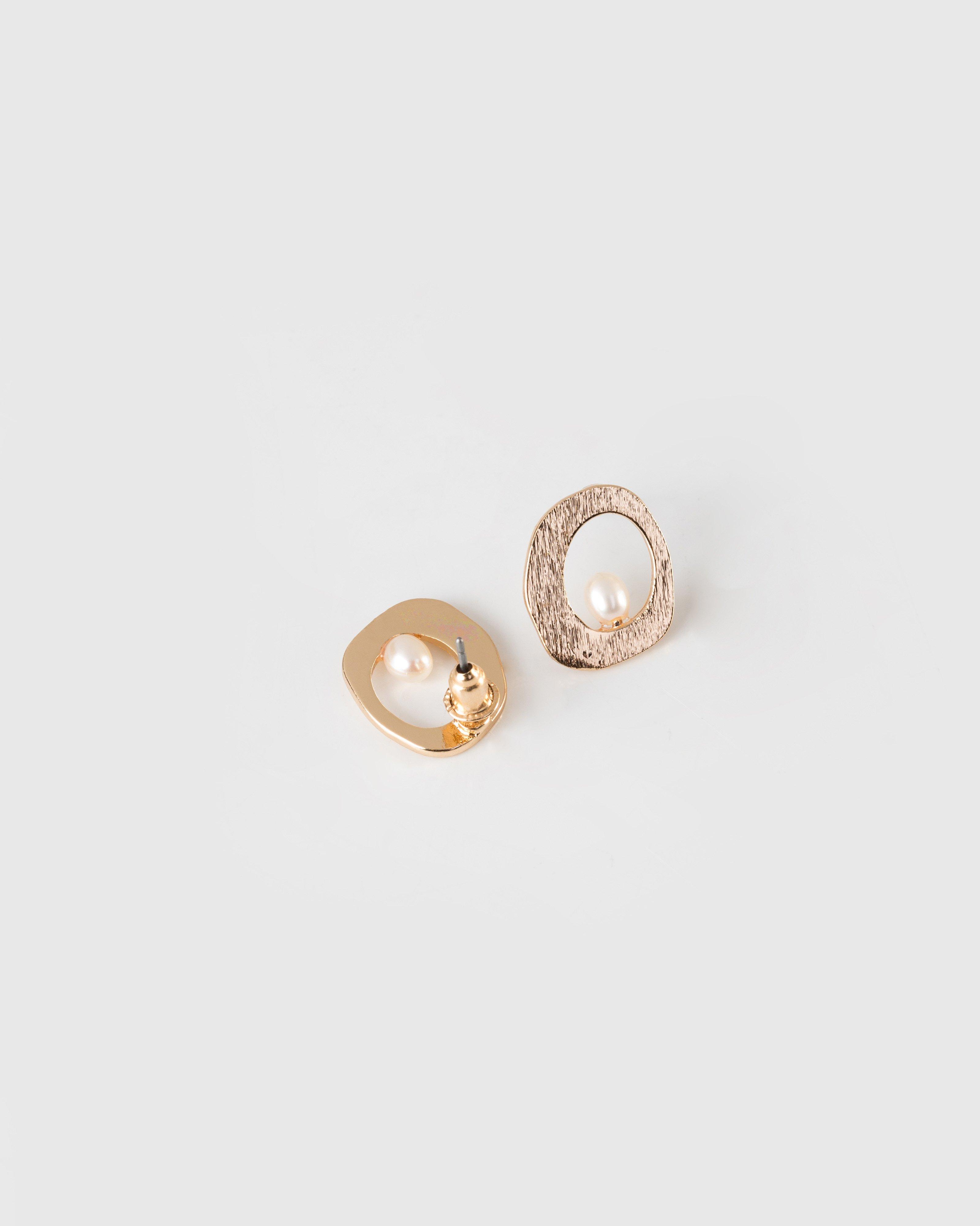 Freshwater Pearl Organic Circle Stud Earrings -  gold-cream