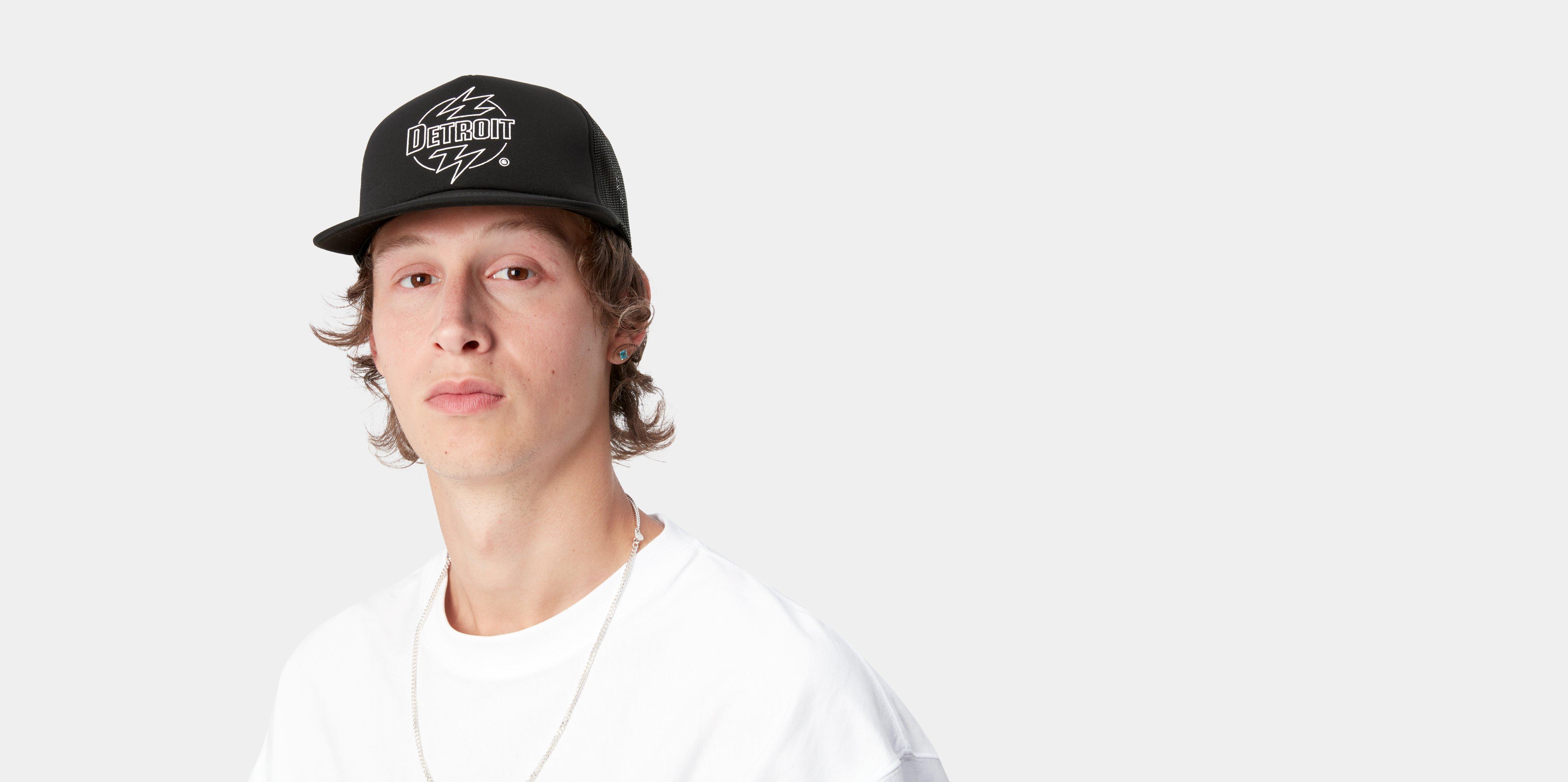 Black white trucker cap online