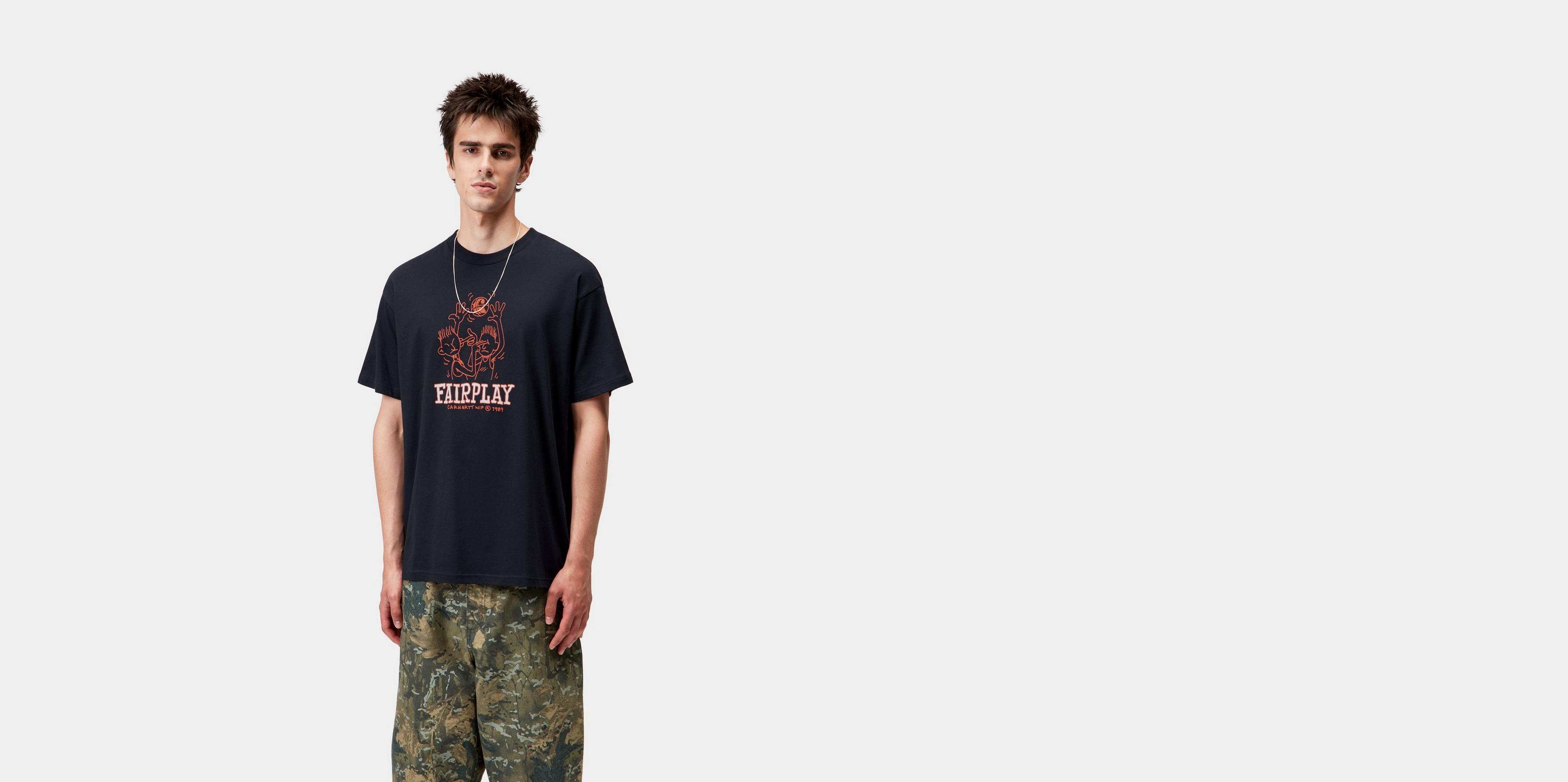 【carhartt】\"S/S Fairplay\"コットン プリントTシャツ/dark navy Carhartt WIP S/S Fairplay T-Shirt, Dark Navy | Official
