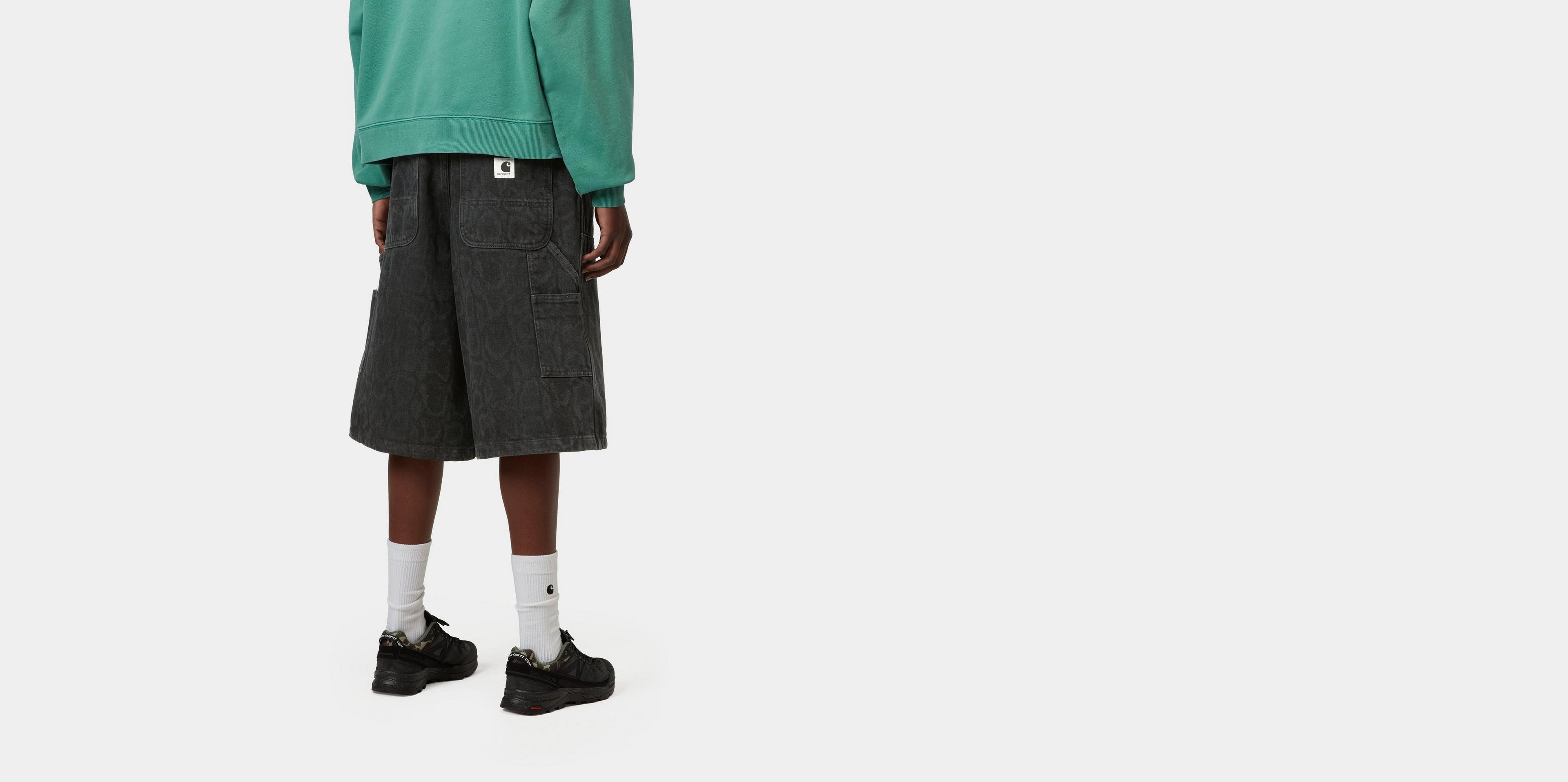 carhartt SNAKE SWEATSHIRT＆SHORTSセットアップ カーハート WIPから巳年アイテム登場、蛇柄デザインのフーディー