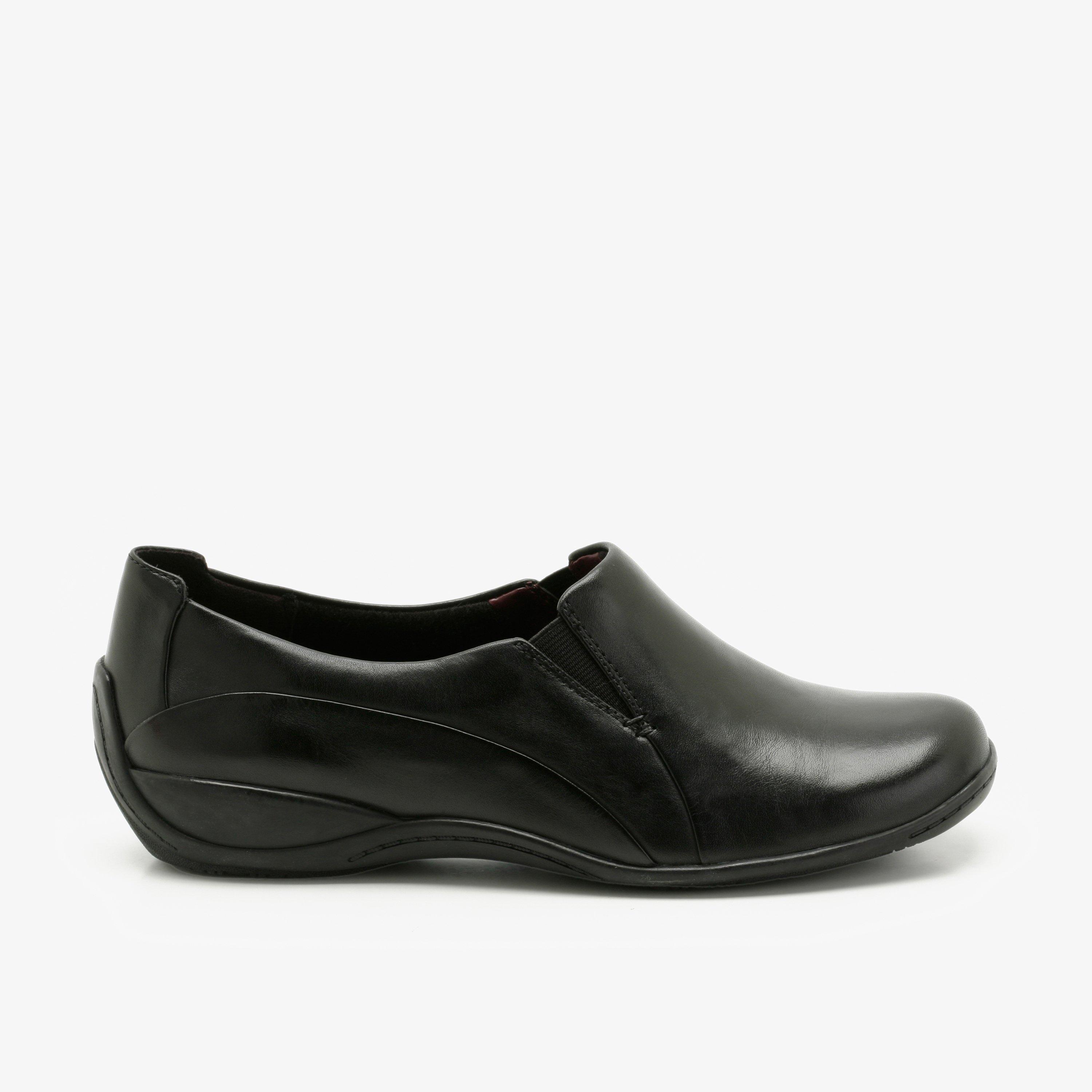 Clarks black 2024 brogues womens