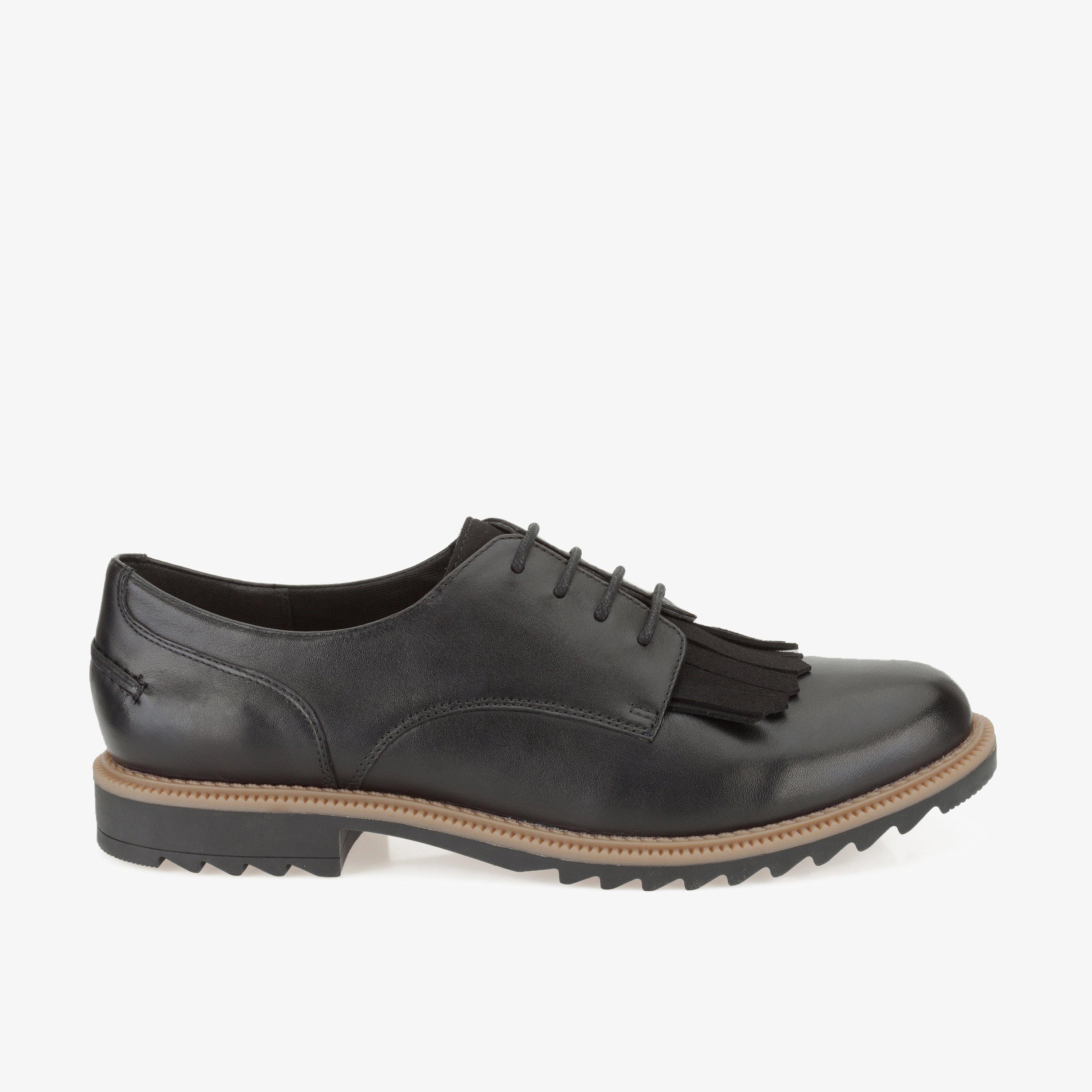 Clarks store griffin shoes