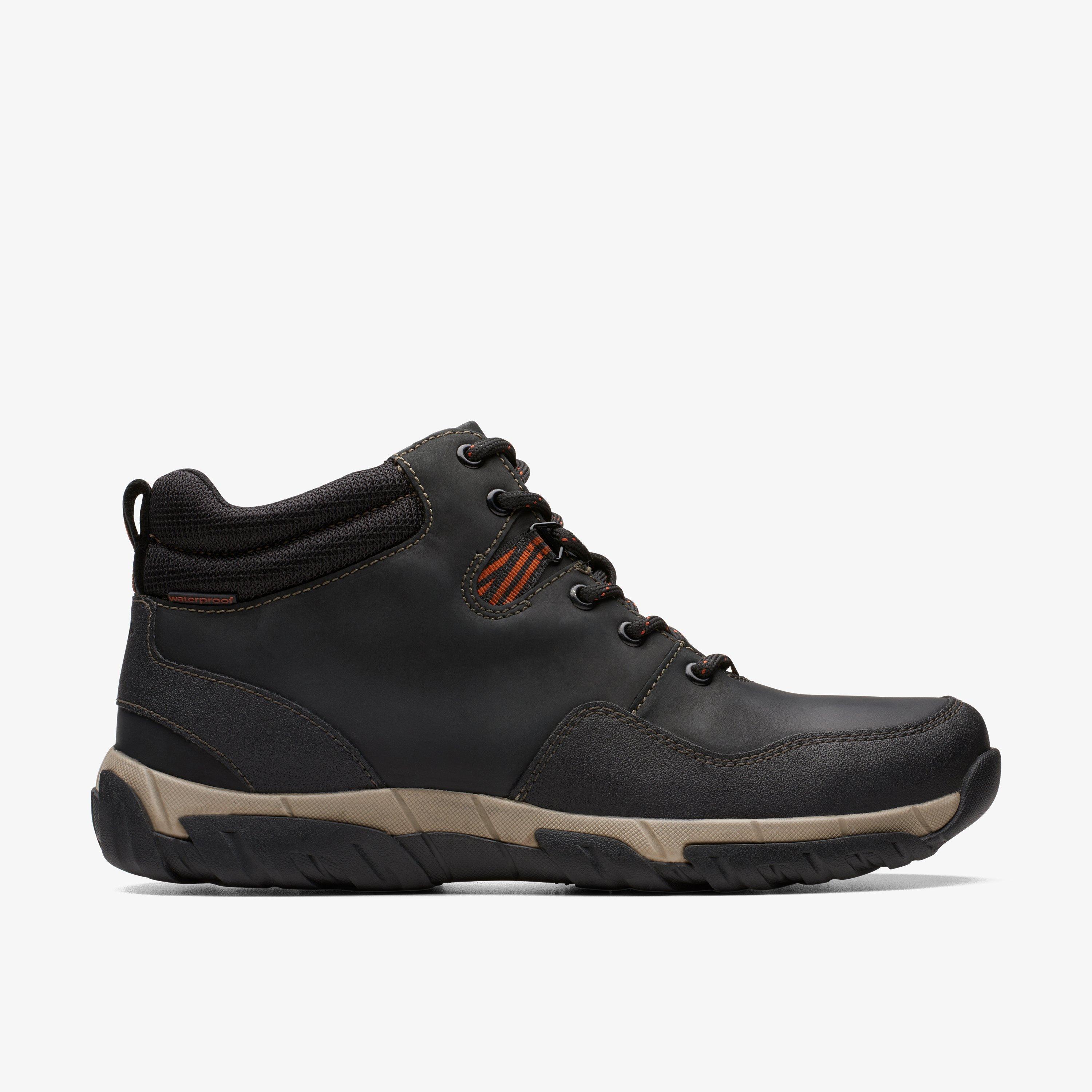 Clarks outlet 2024 mens boots