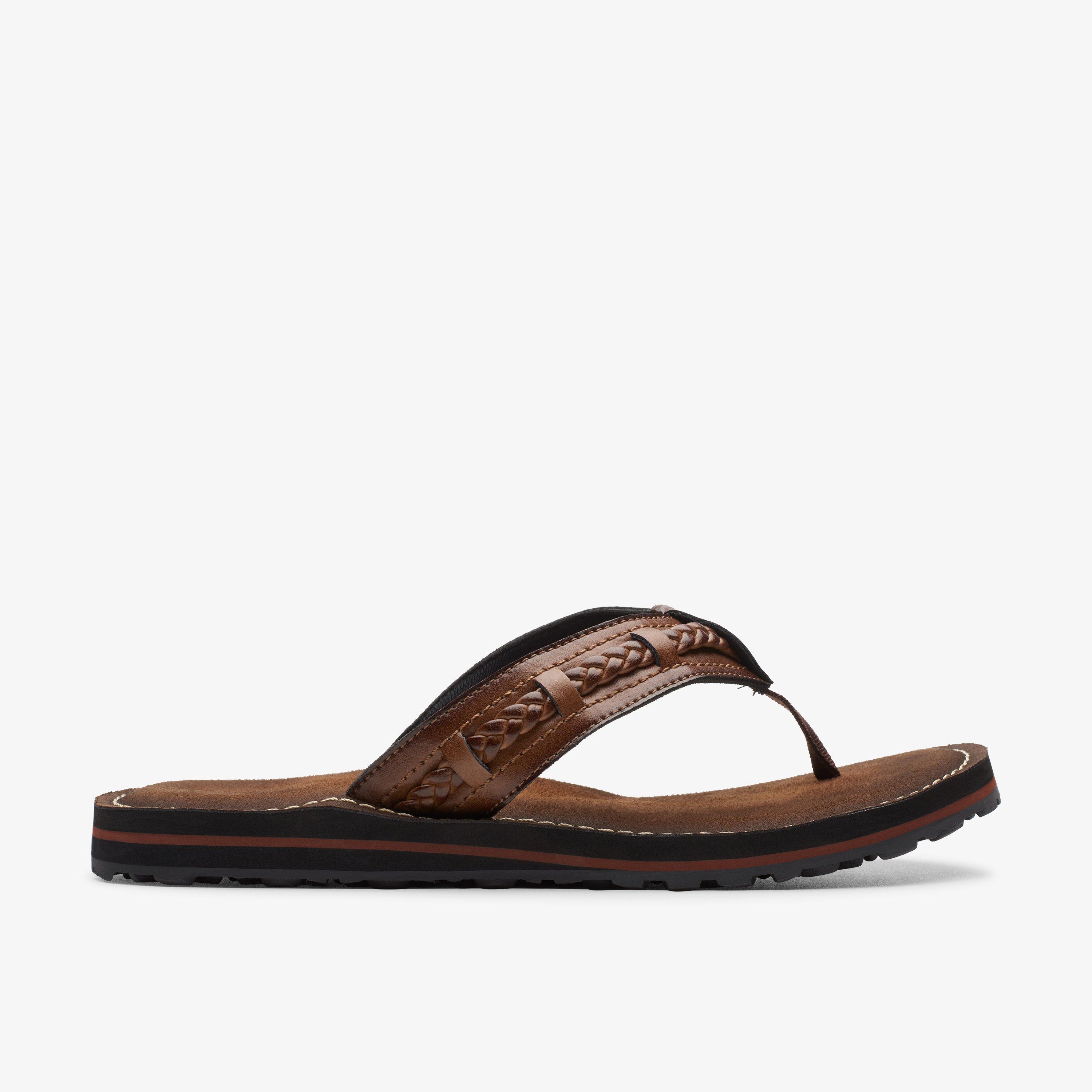 Clarks brown outlet flip flops