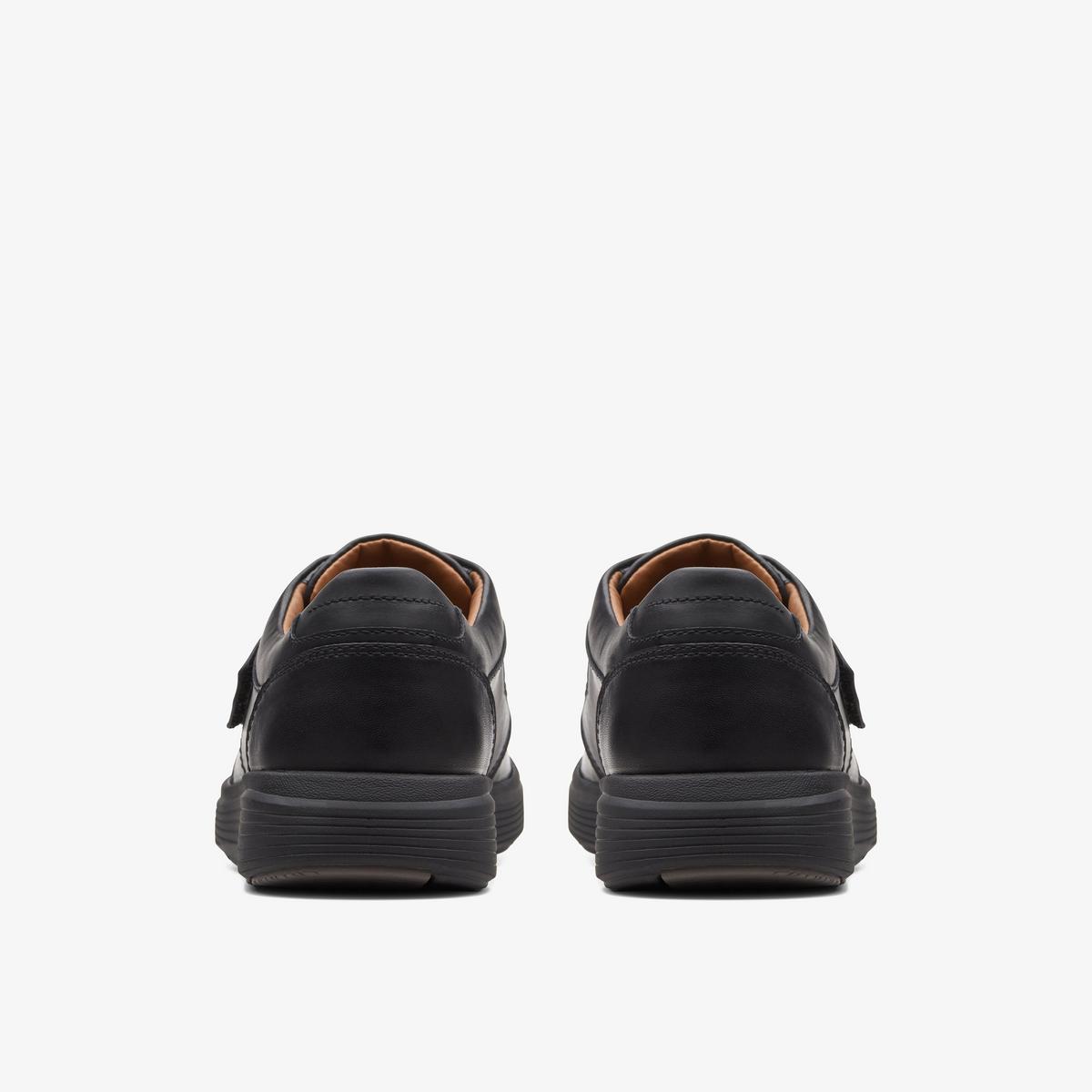 Un Abode Strap Loafer — Black