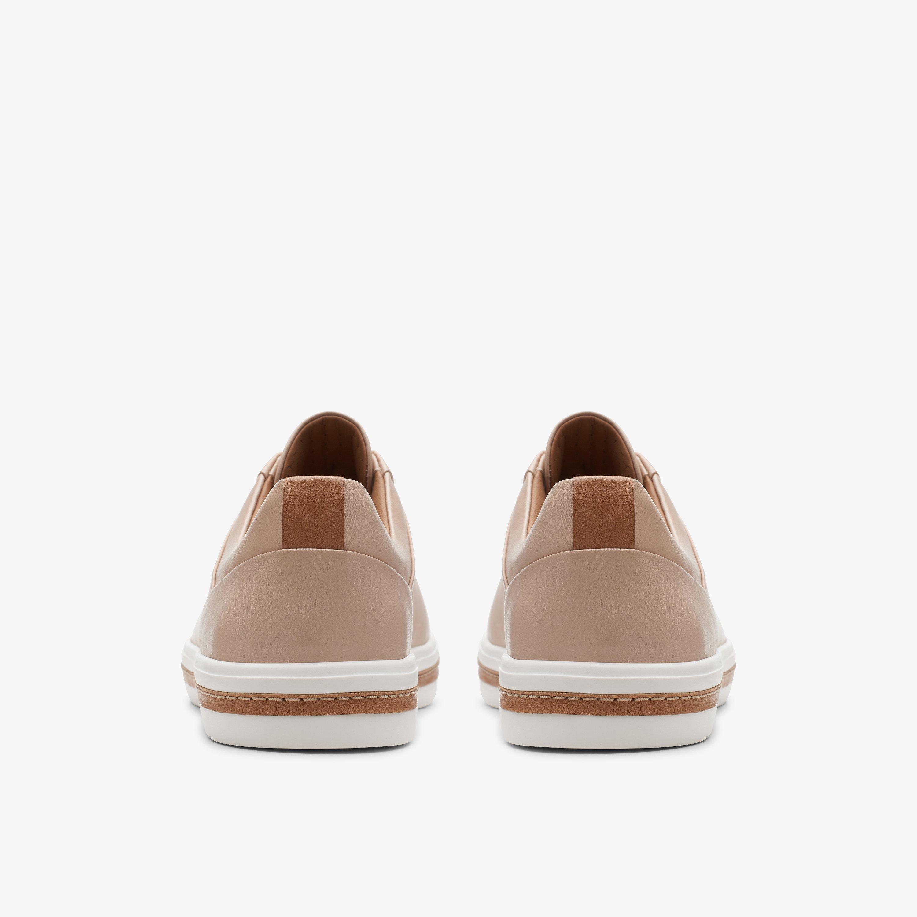 clarks women's un maui lace sneaker