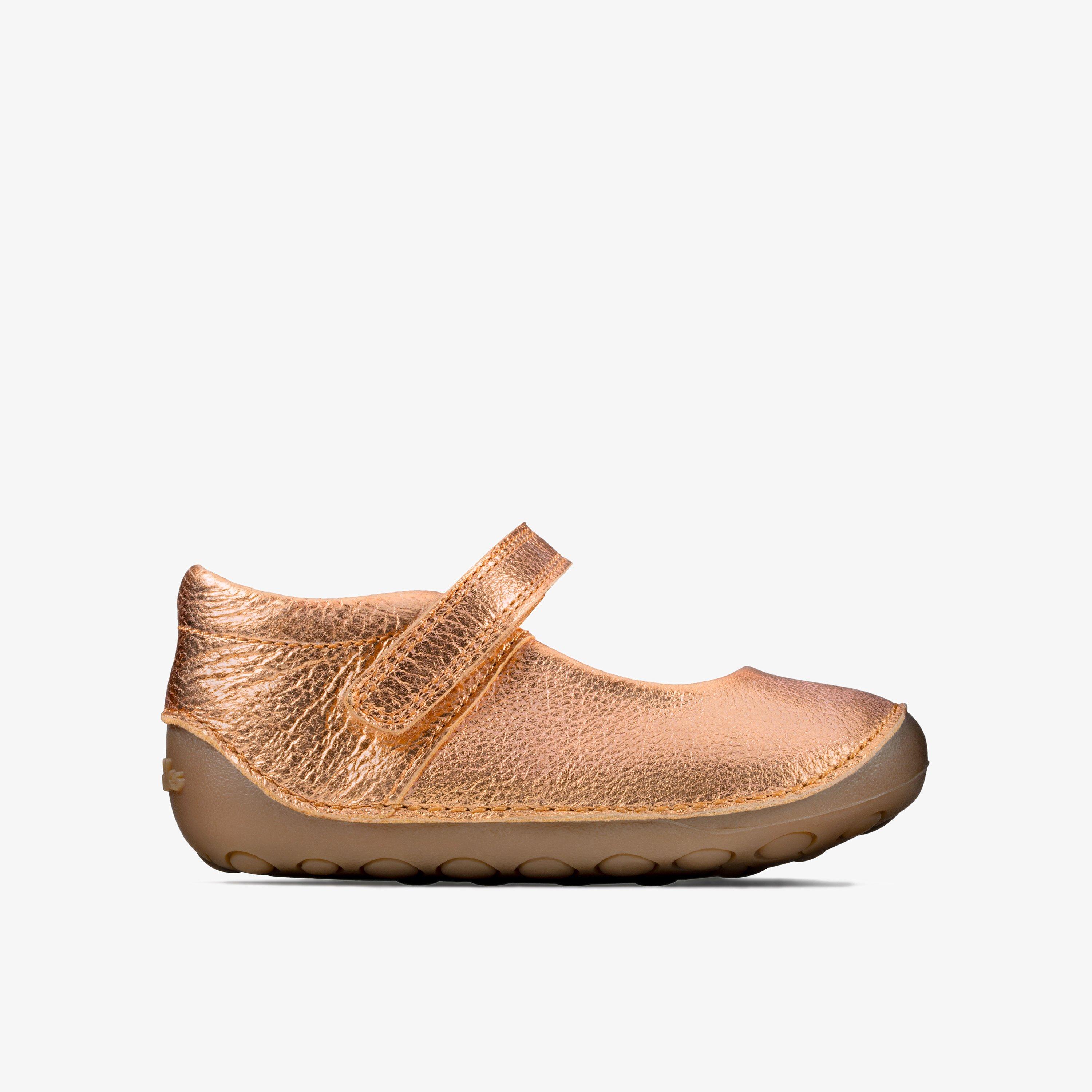 Clarks pre hot sale walkers outlet