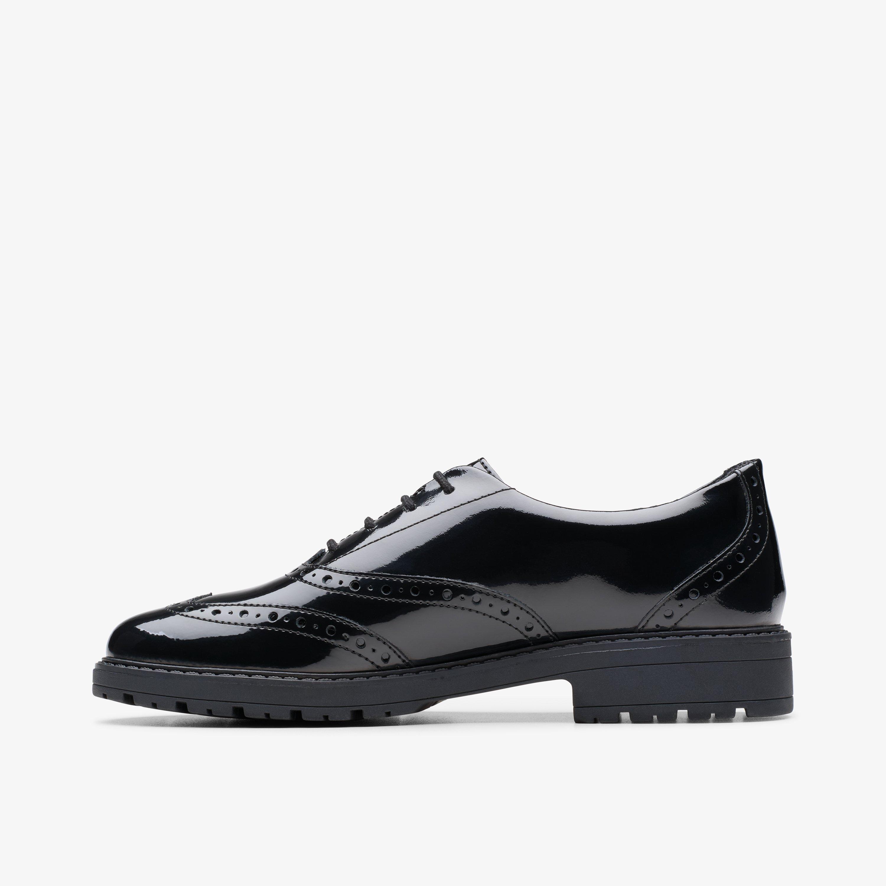 Clarks girls brogues discount