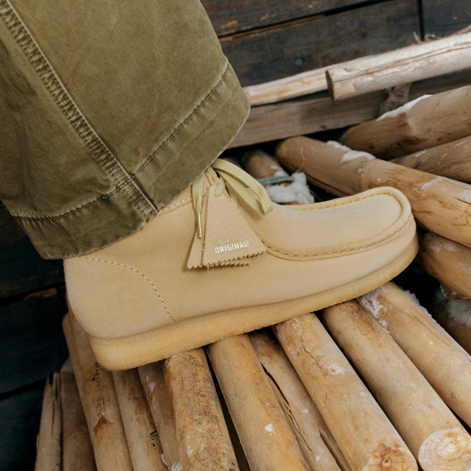 Wallabee Boot — Beige