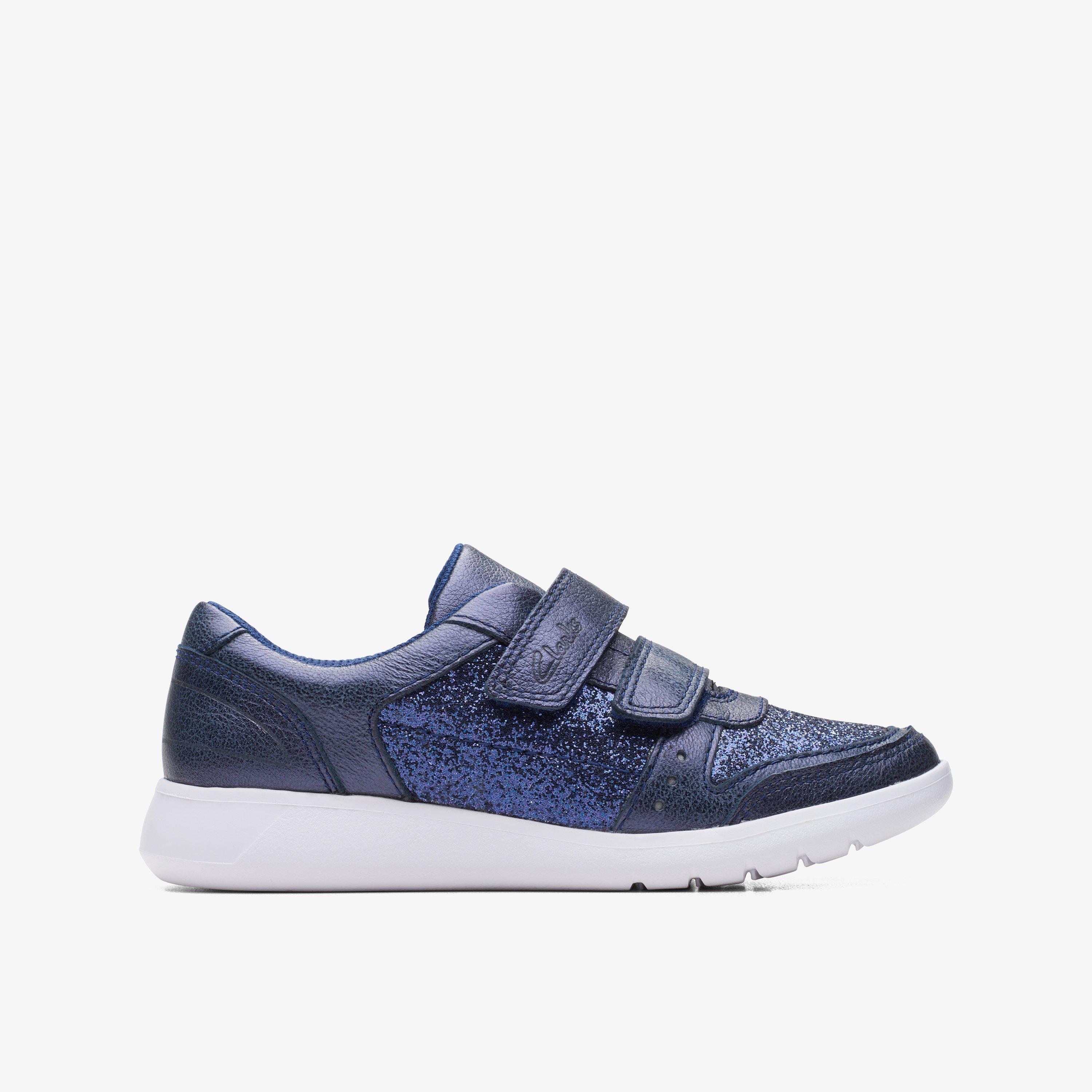 Clarks outlet shop girls trainers