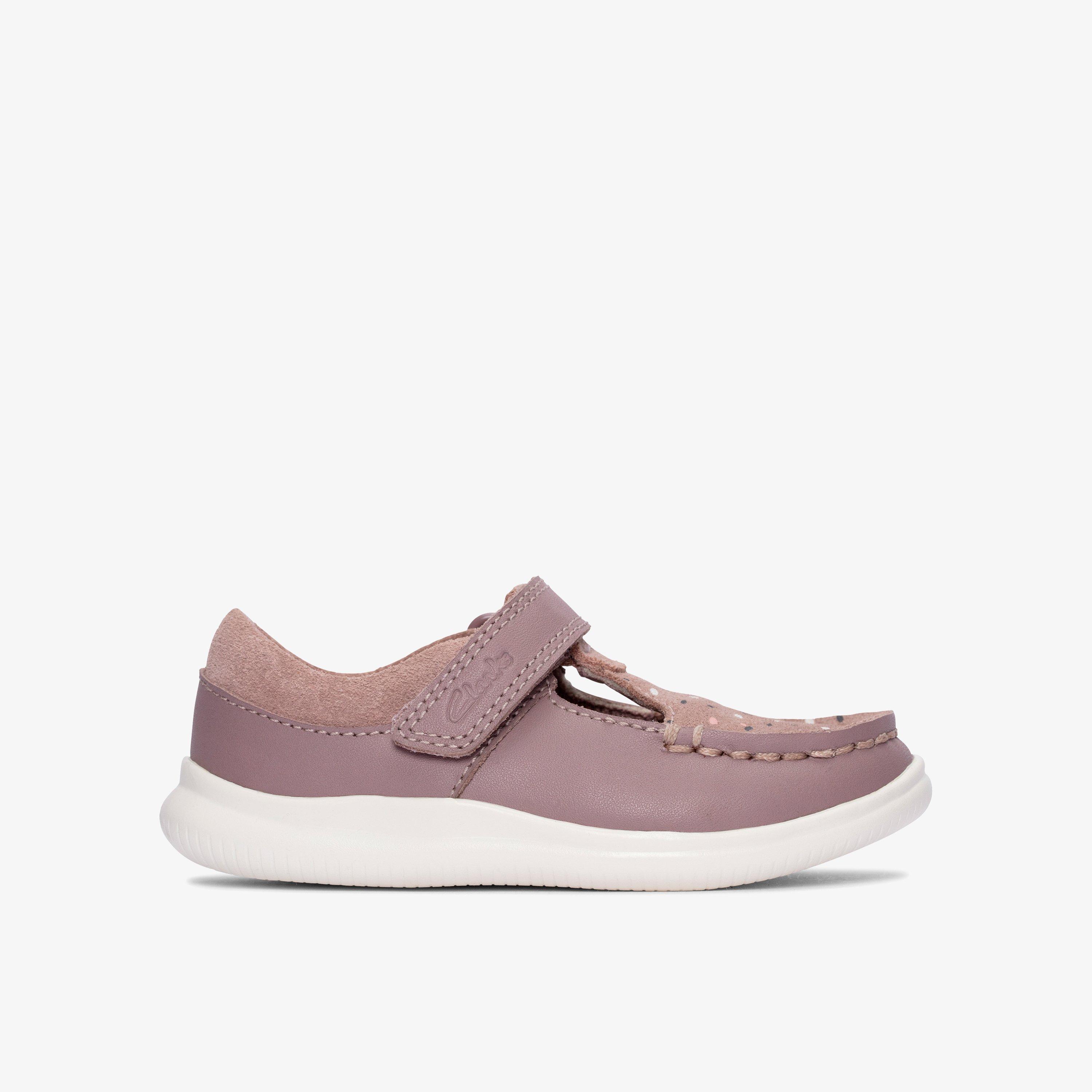 Clarks on sale outlet girls