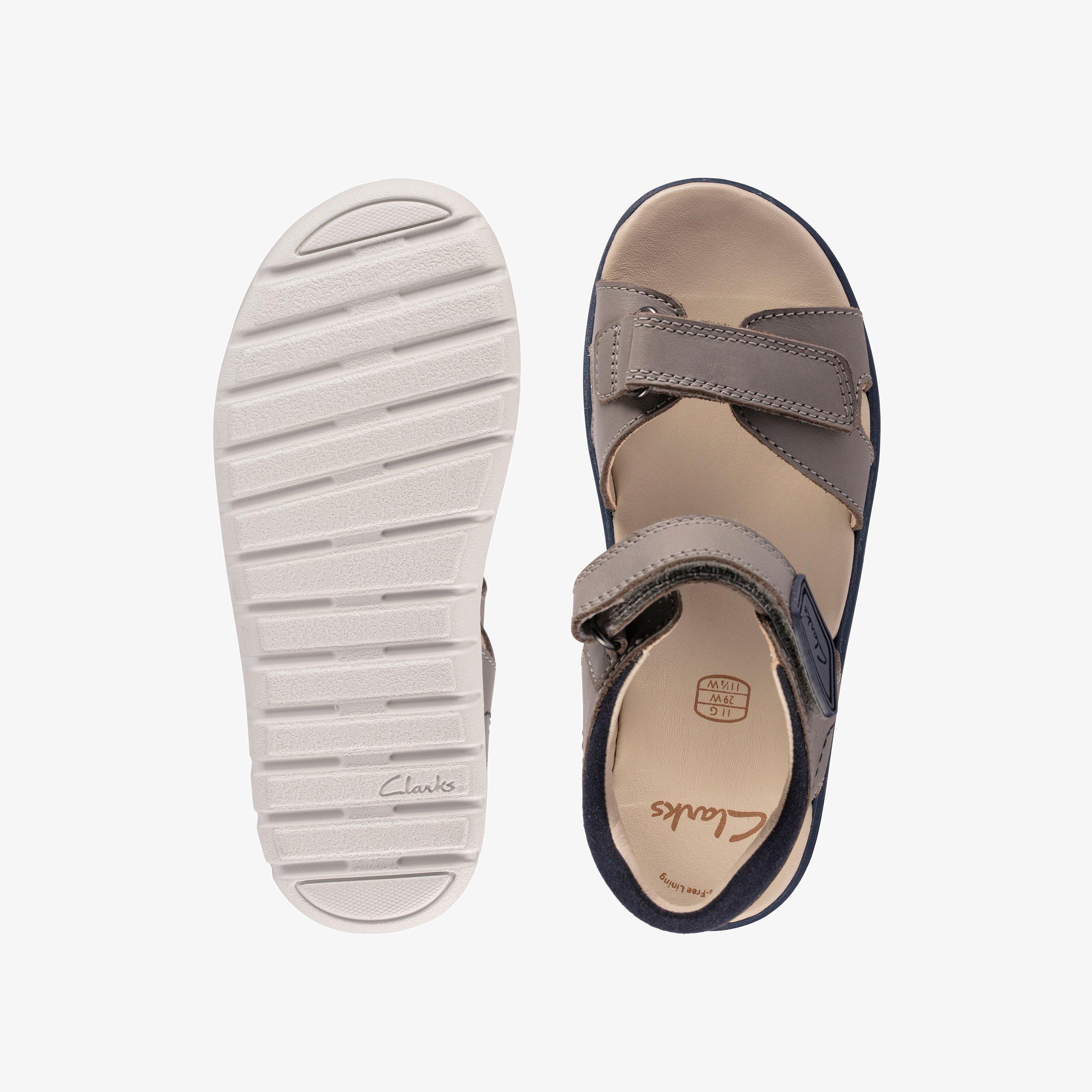 Clarks flip flops kids sales for sale