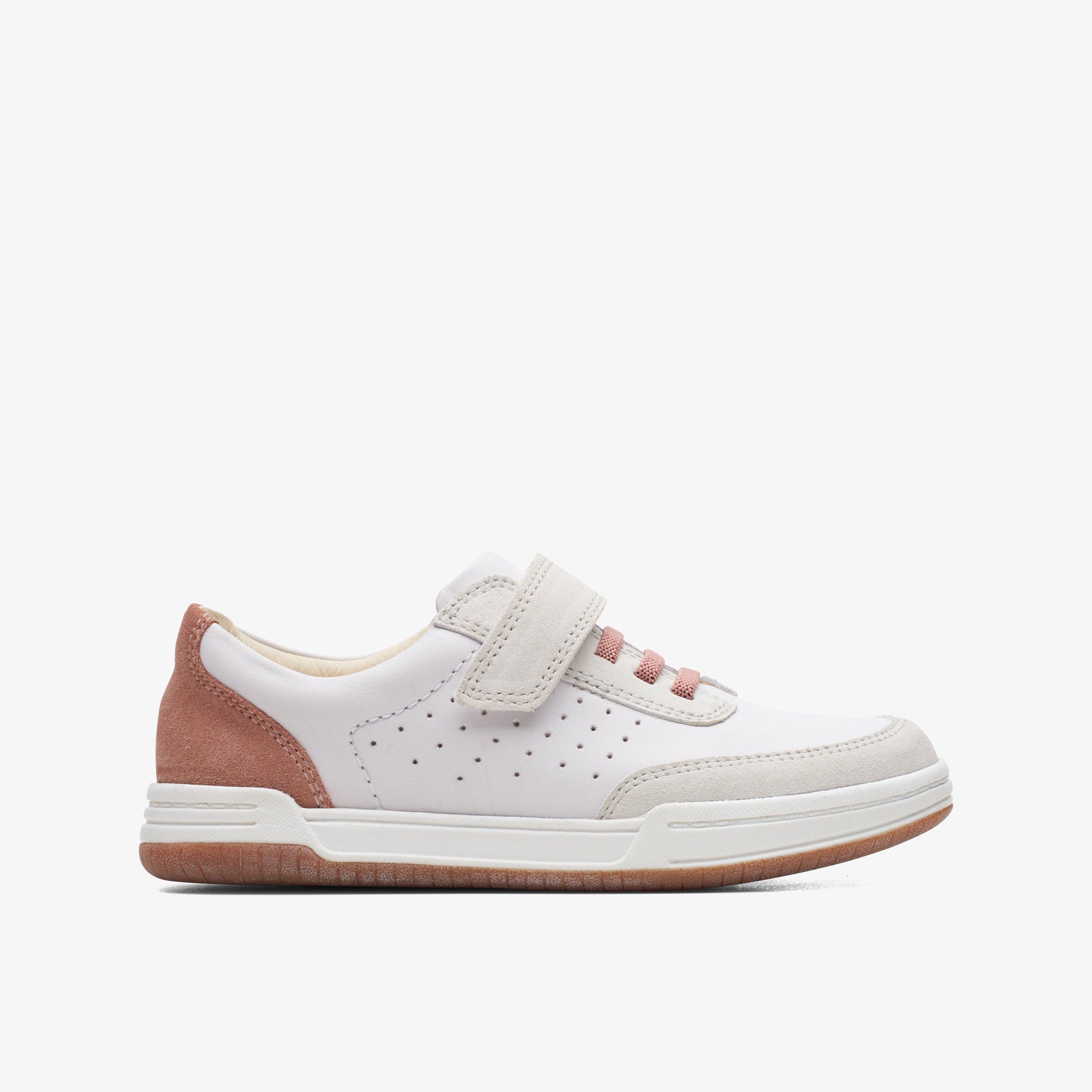 Clarks outlet hotsell girls trainers