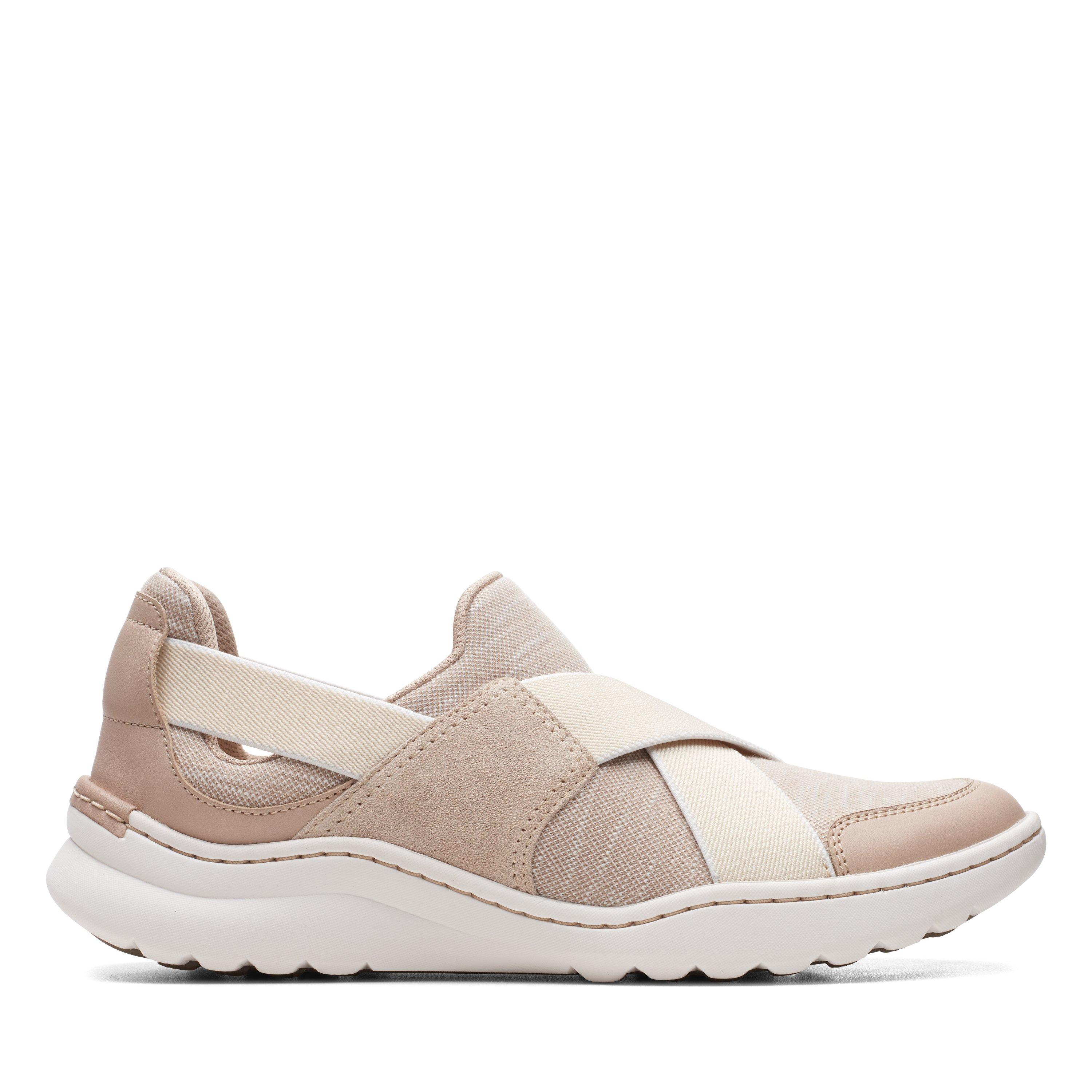 Clarks women's 2025 active shoes