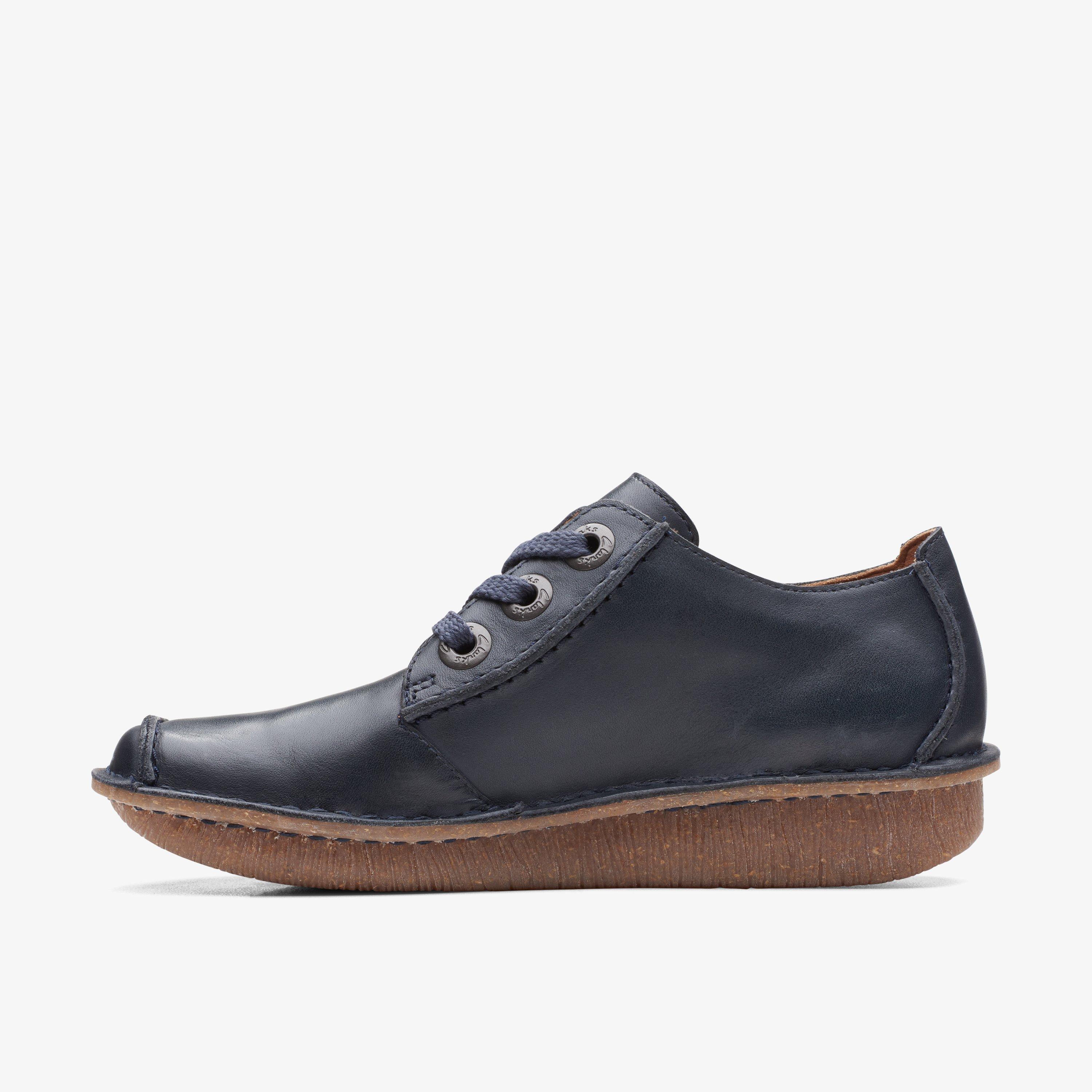 clarks funny dream navy