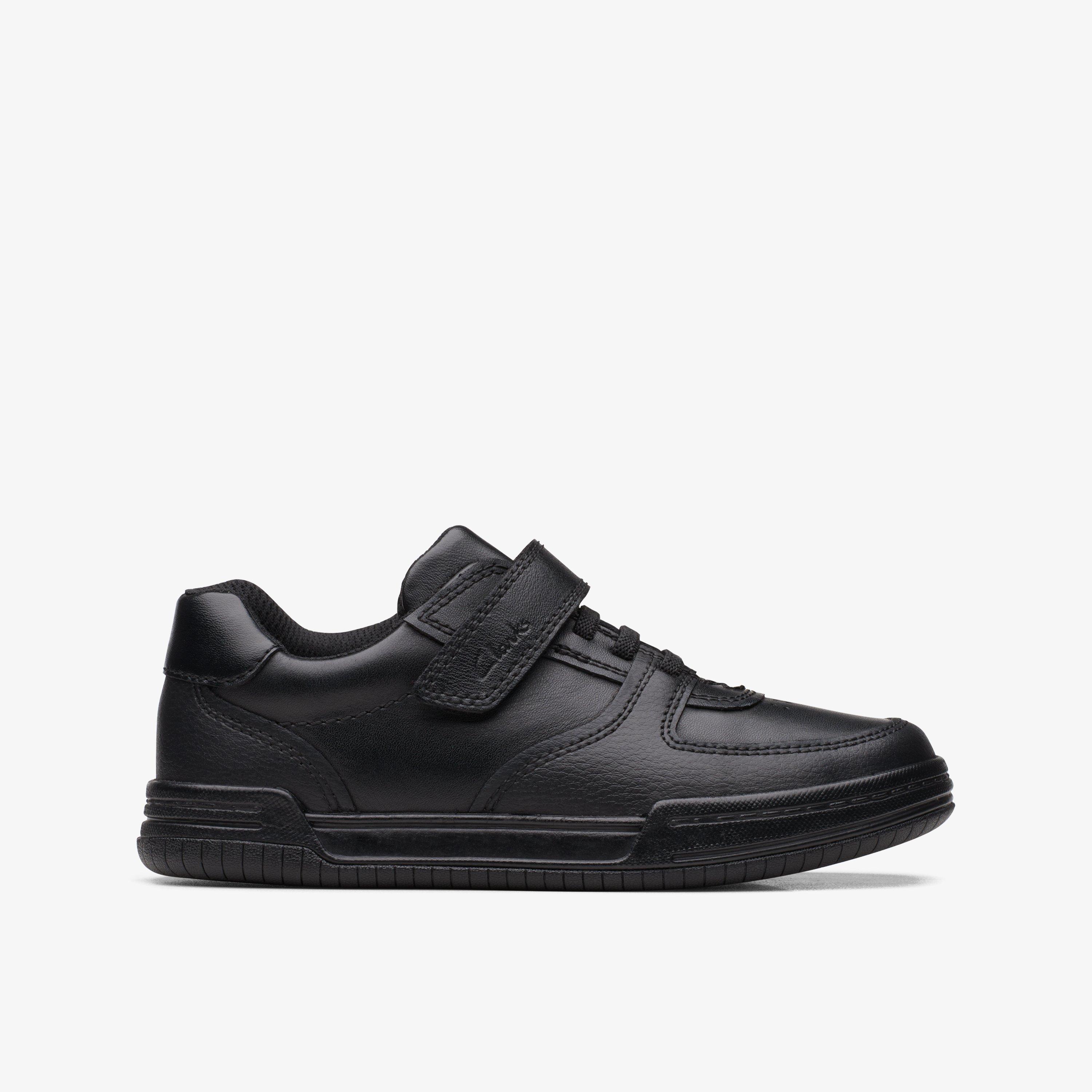 Black school 2024 shoes clarks