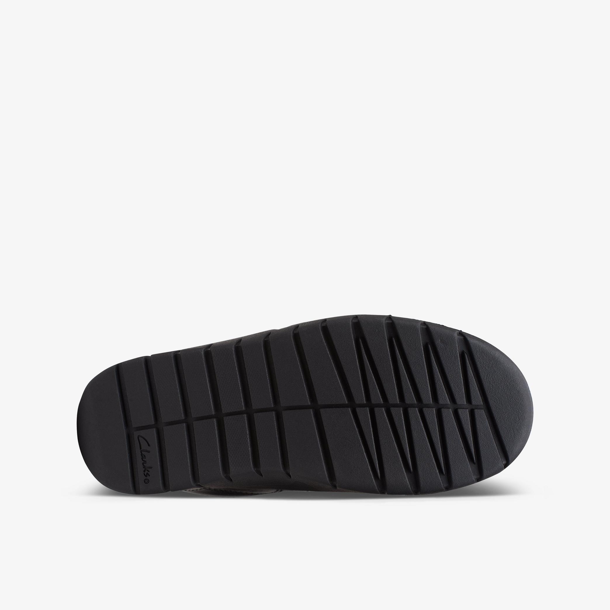 BOYS Scooter Dry Kid Black Waterproof Shoes | Clarks Outlet