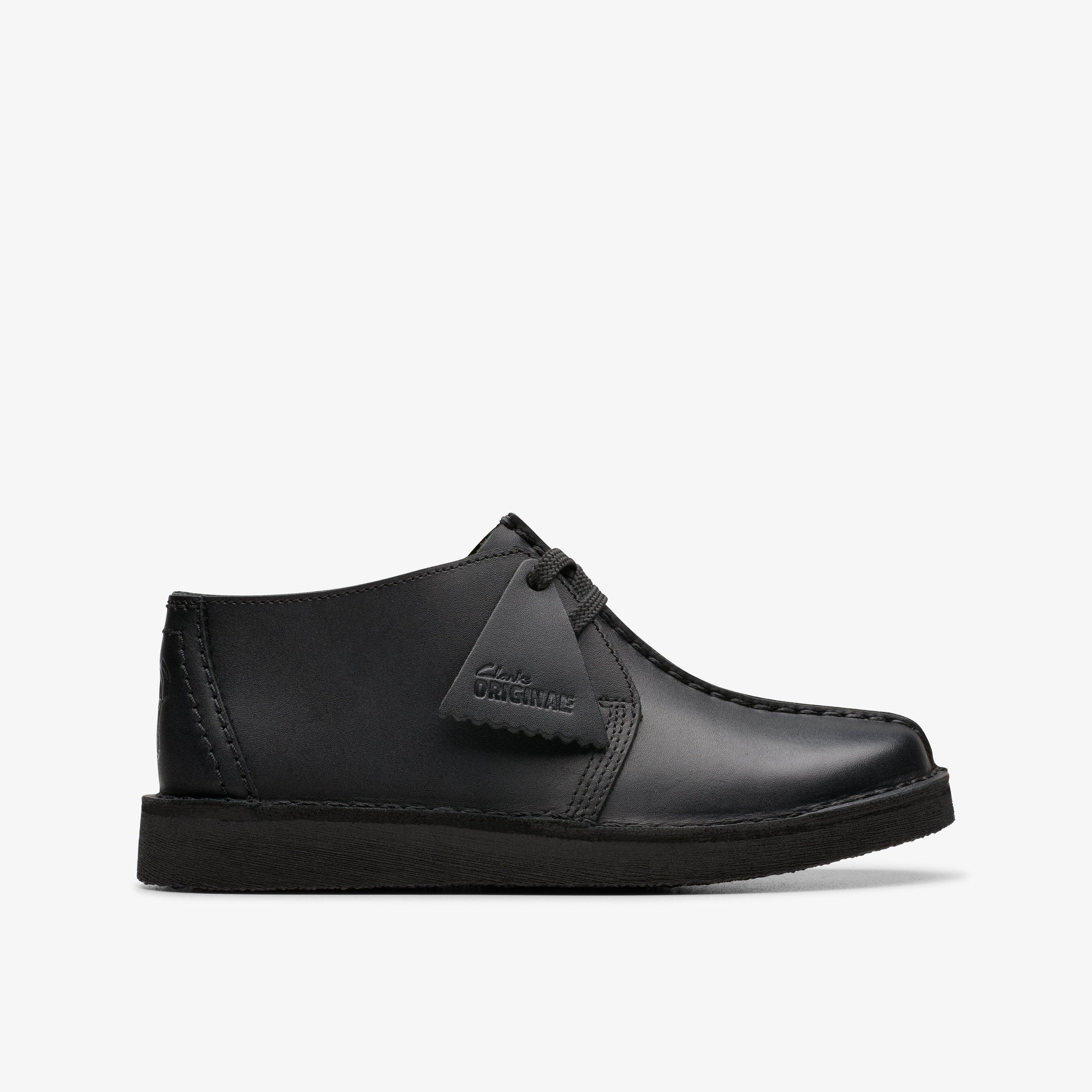 BOYS Desert Trek Older Black Leather Desert Boot | Clarks US